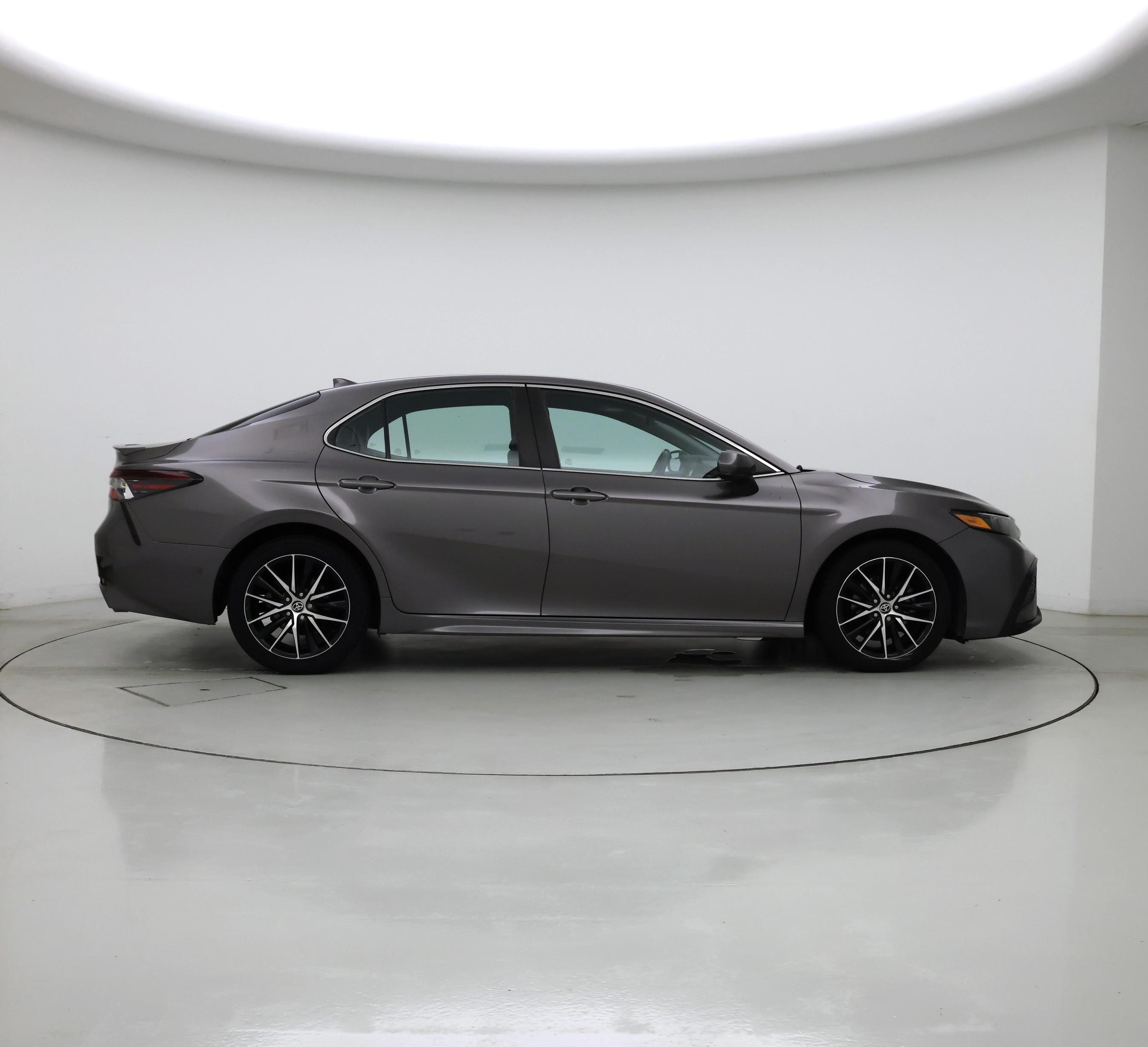 Thumbnail: 2021 Toyota Camry - 7