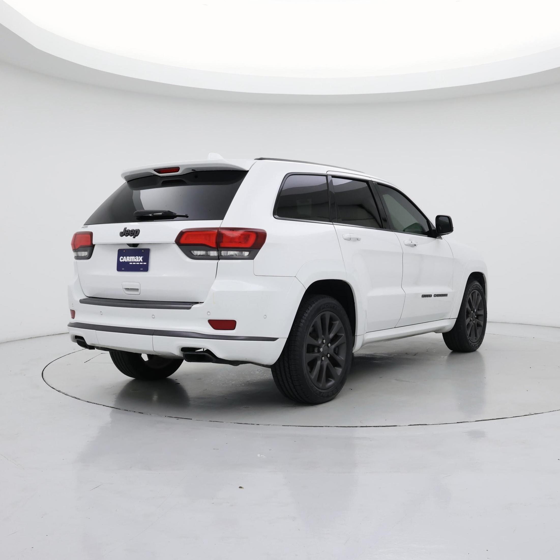 Thumbnail: 2019 Jeep Grand Cherokee - 8