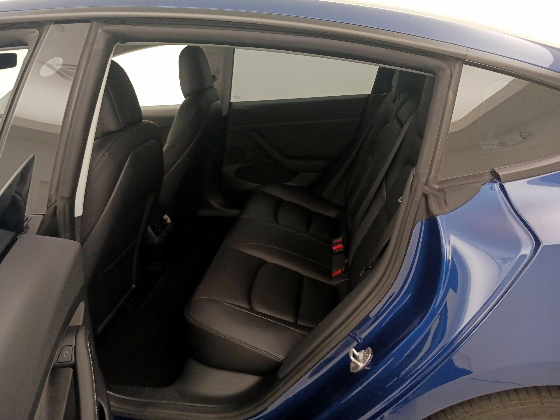 Thumbnail: 2022 Tesla Model 3 - 20