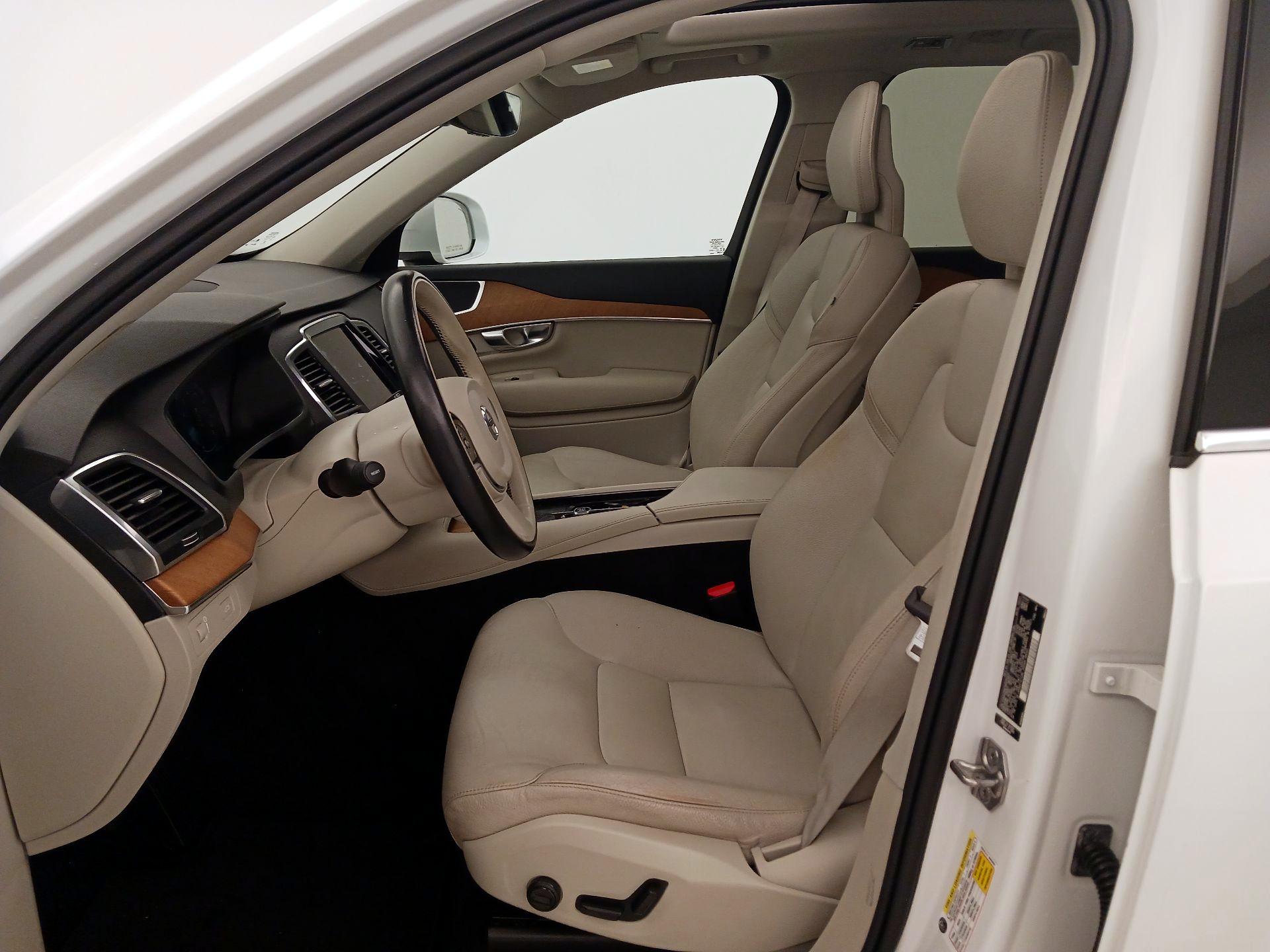 Thumbnail: 2021 Volvo XC90 - 11