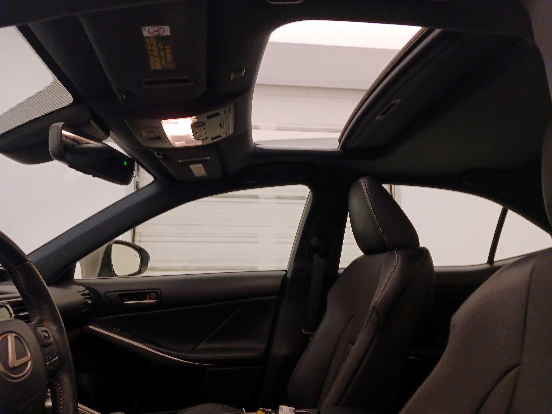 Thumbnail: 2020 Lexus IS - 17