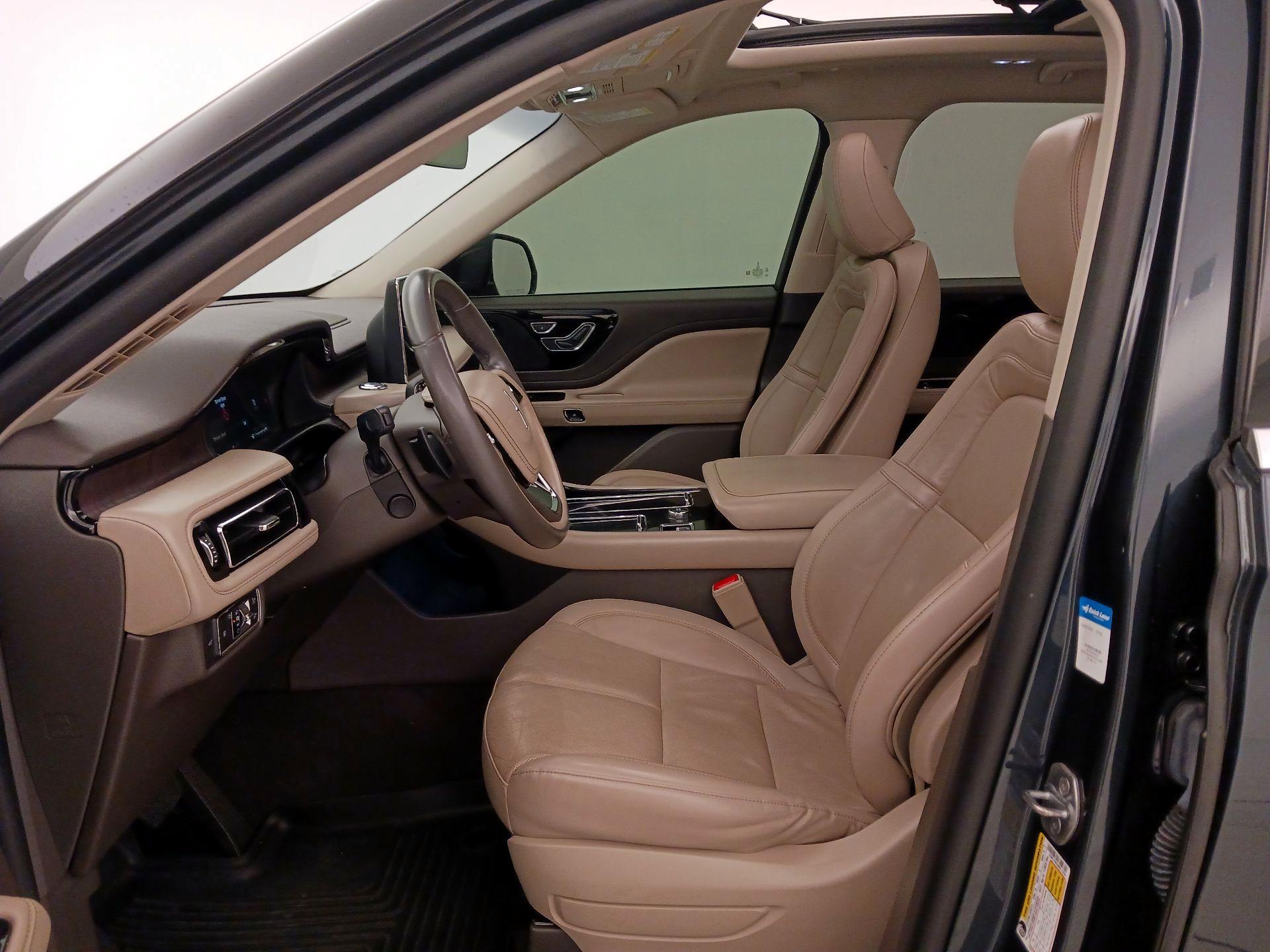 Thumbnail: 2021 Lincoln Aviator - 11
