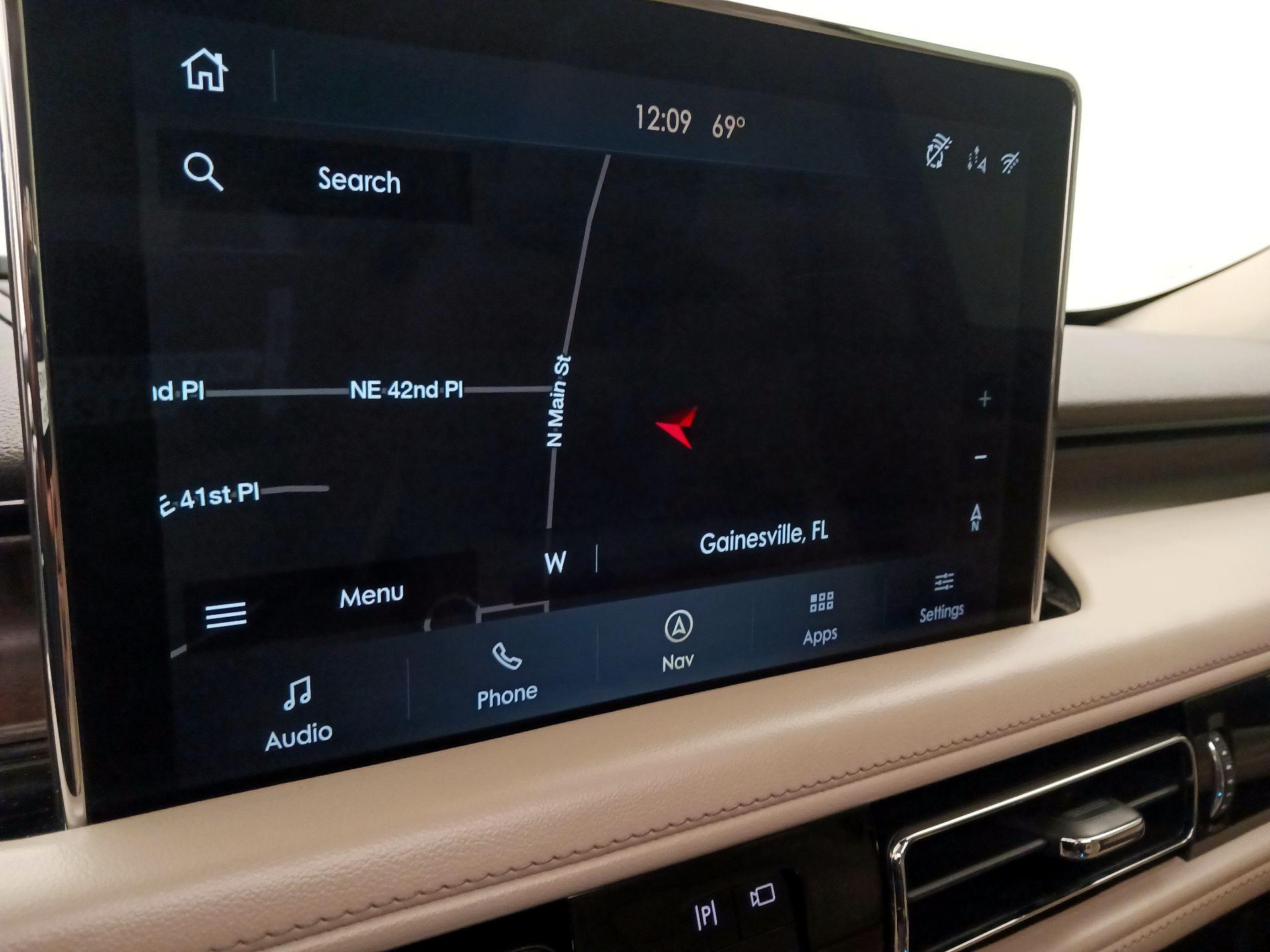 Thumbnail: 2021 Lincoln Aviator - 14