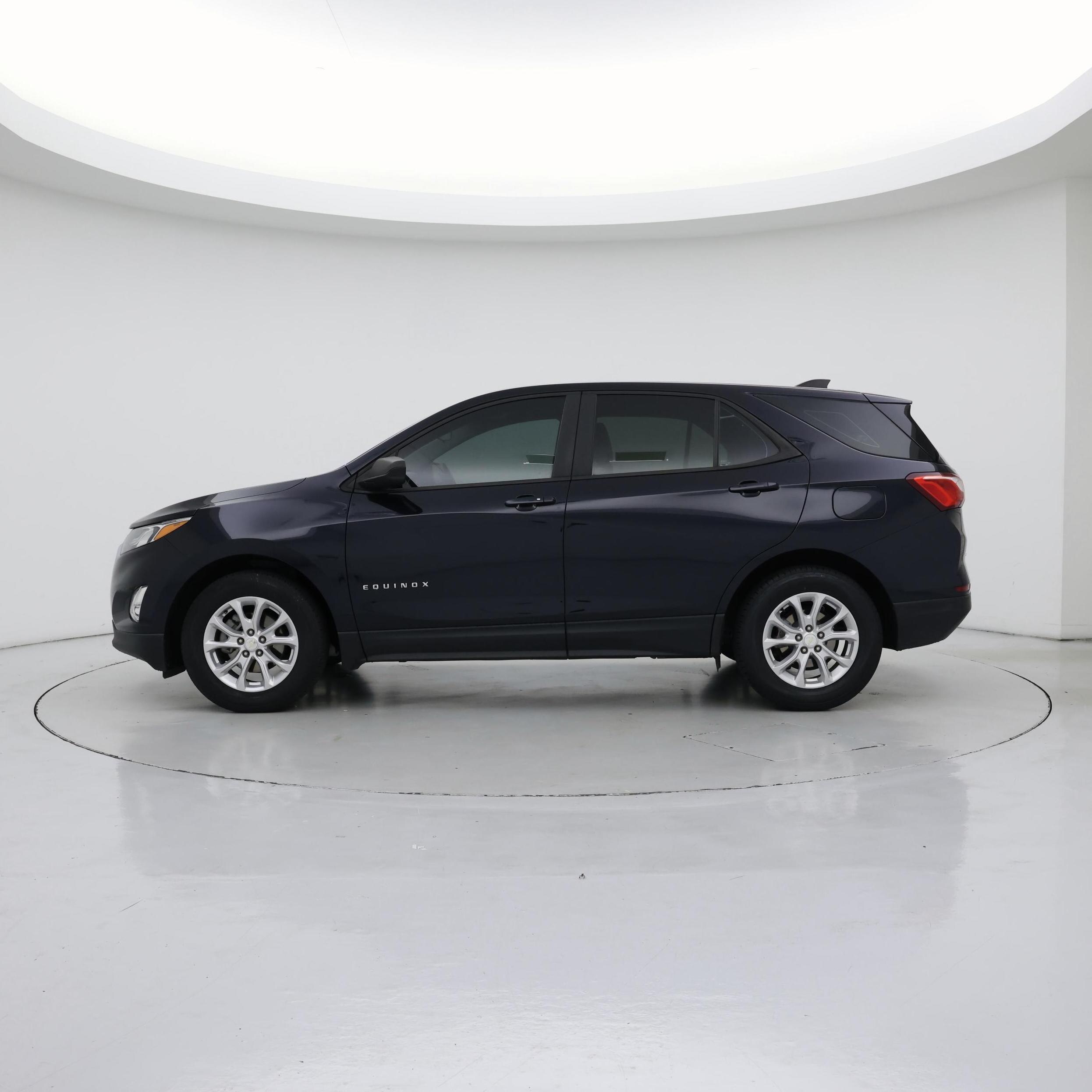 Thumbnail: 2020 Chevrolet Equinox - 3
