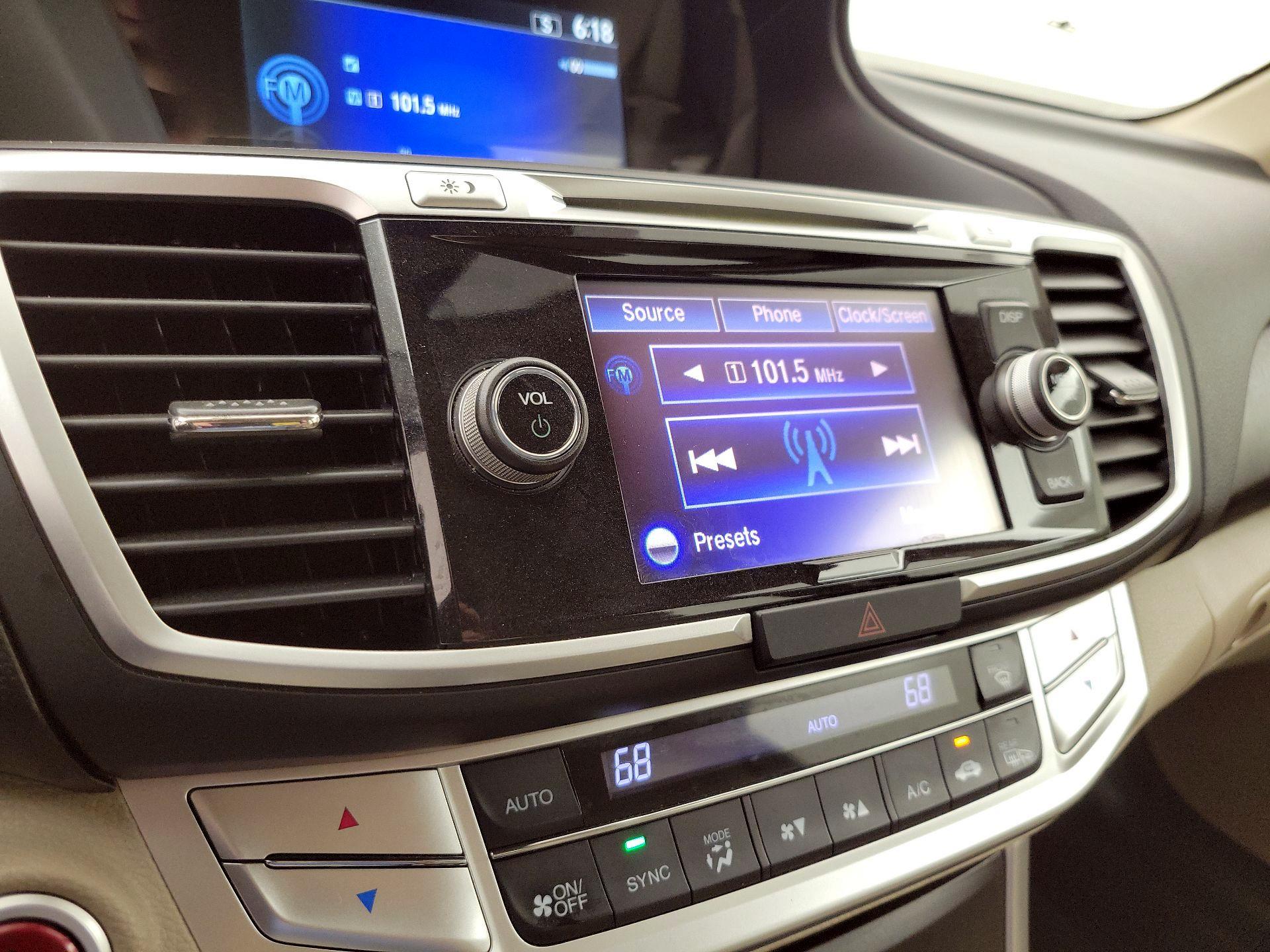 Thumbnail: 2014 Honda Accord - 15