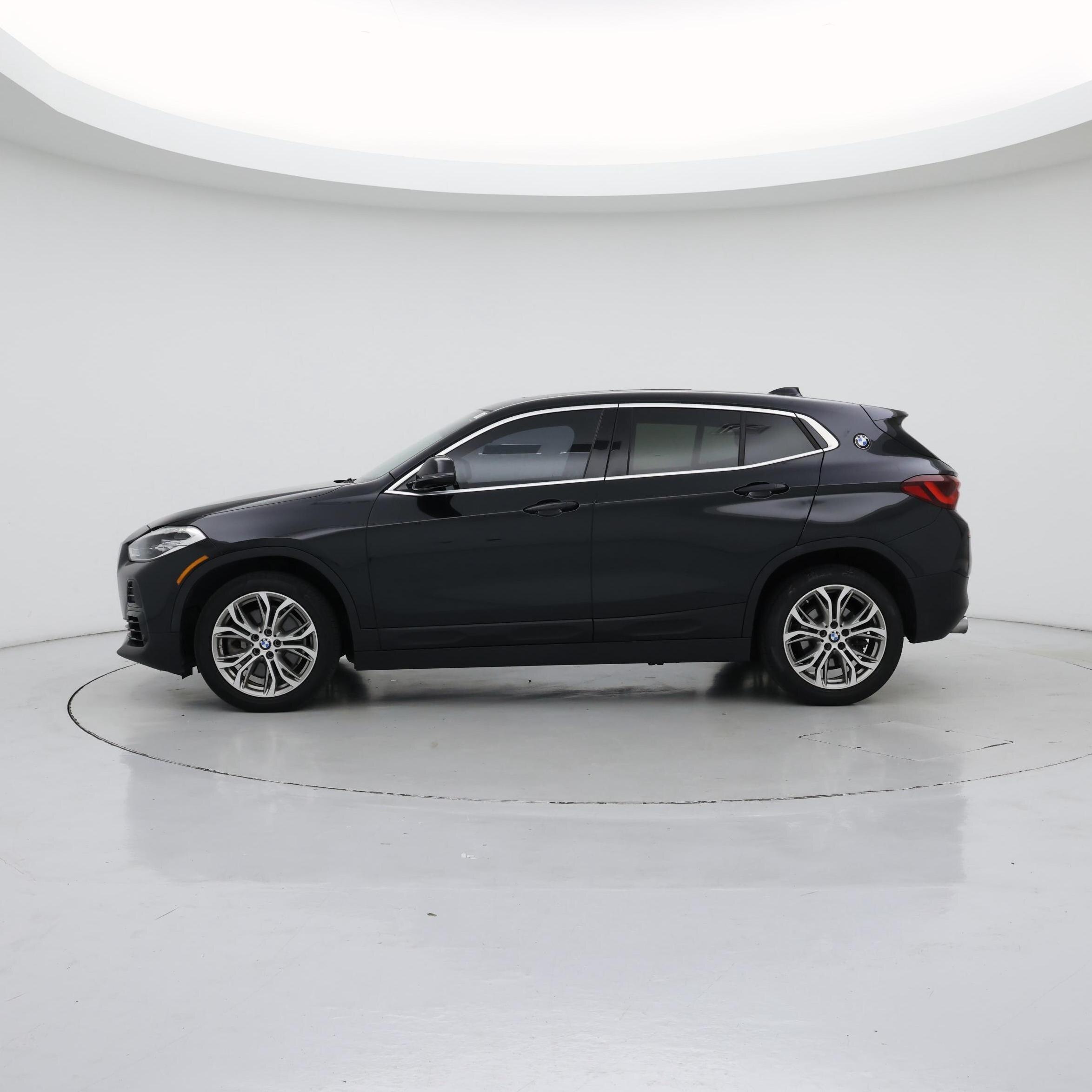 Thumbnail: 2021 BMW X2 - 3