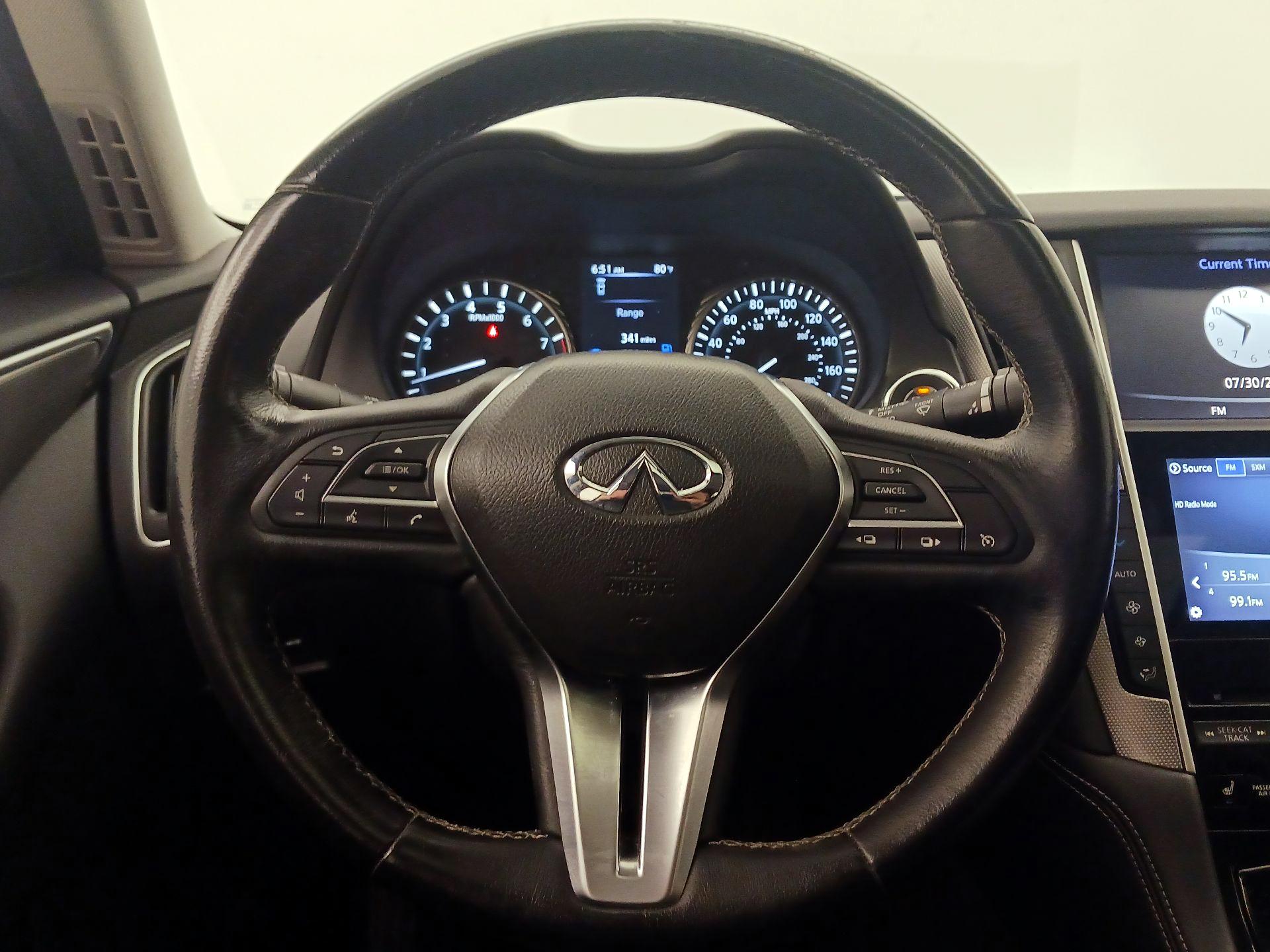 Thumbnail: 2019 INFINITI Q50 - 10