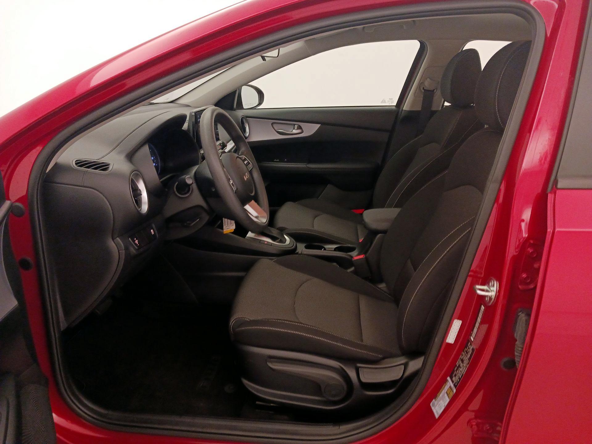 Thumbnail: 2024 Kia Forte - 11