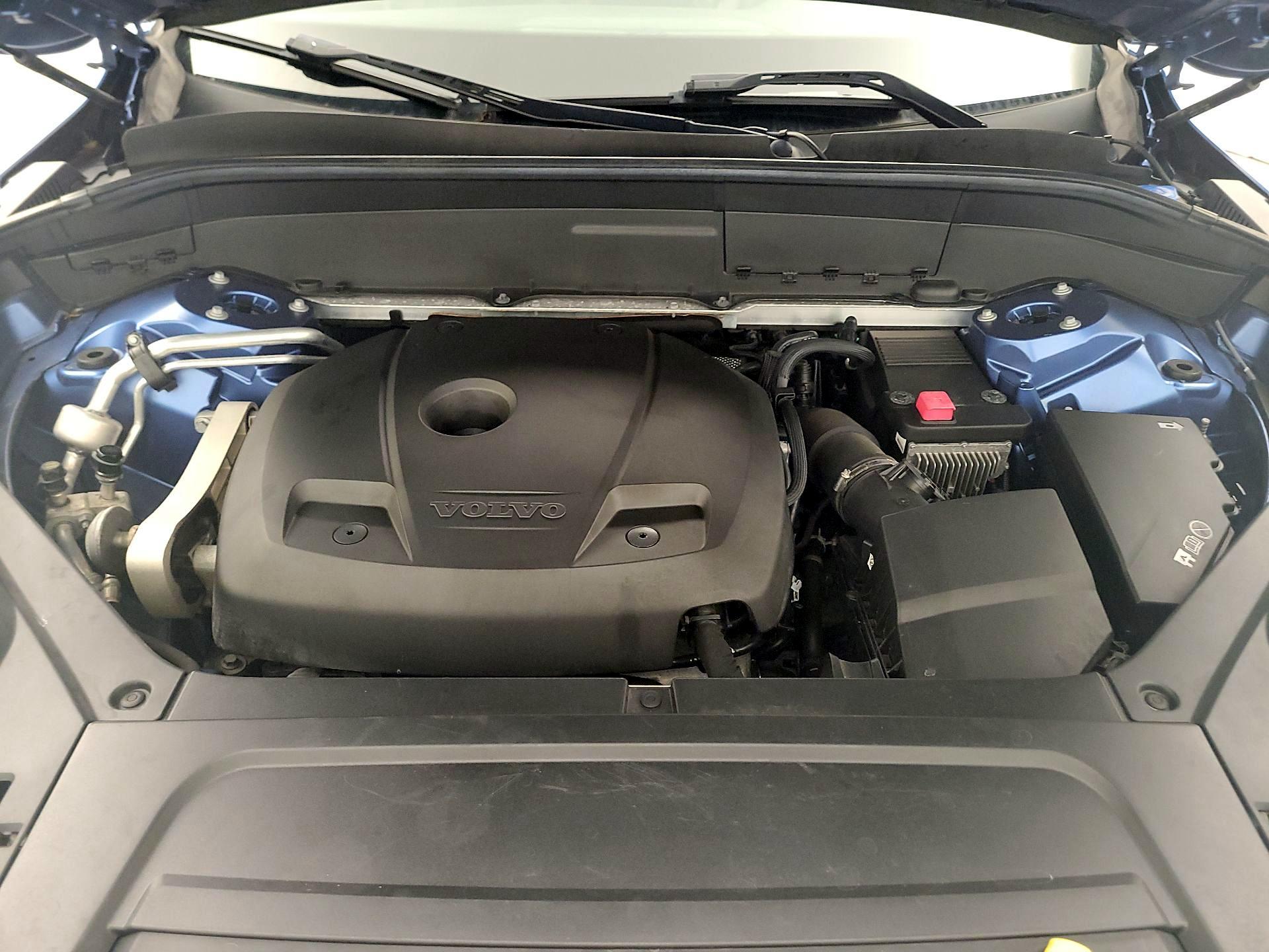 Thumbnail: 2018 Volvo XC90 - 17