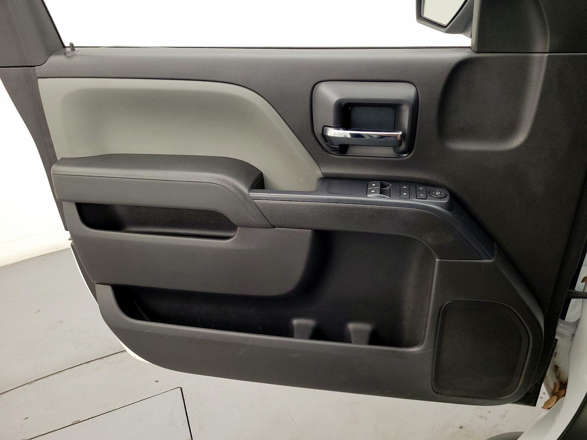 Thumbnail: 2018 Chevrolet Silverado 2500 - 12