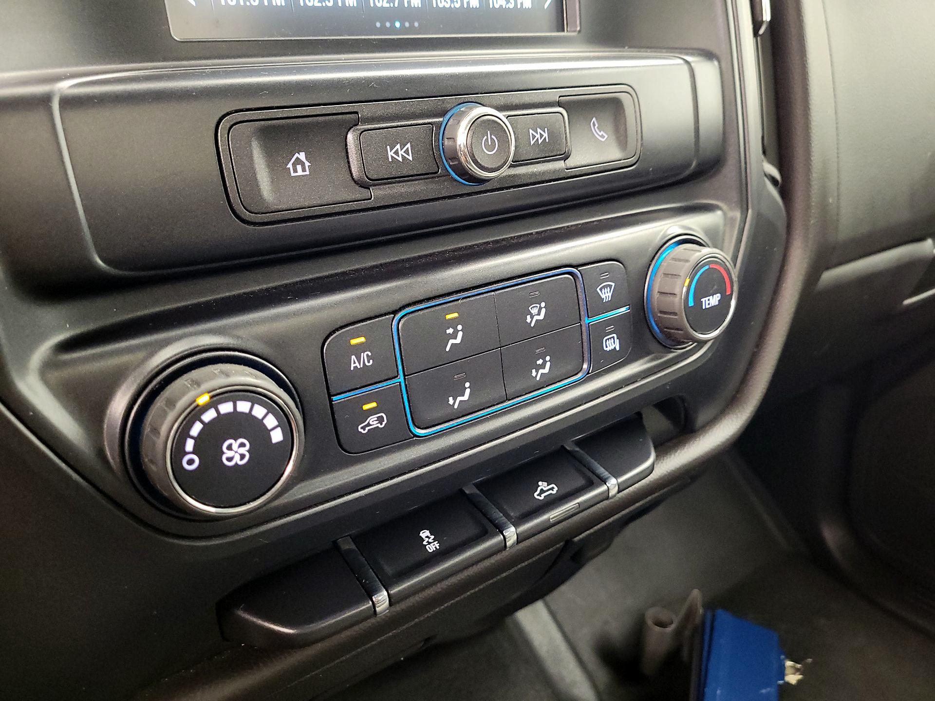 Thumbnail: 2018 Chevrolet Silverado 2500 - 16