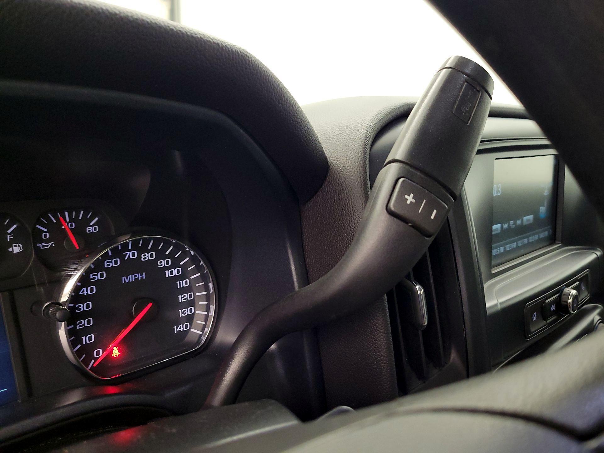 Thumbnail: 2018 Chevrolet Silverado 2500 - 17