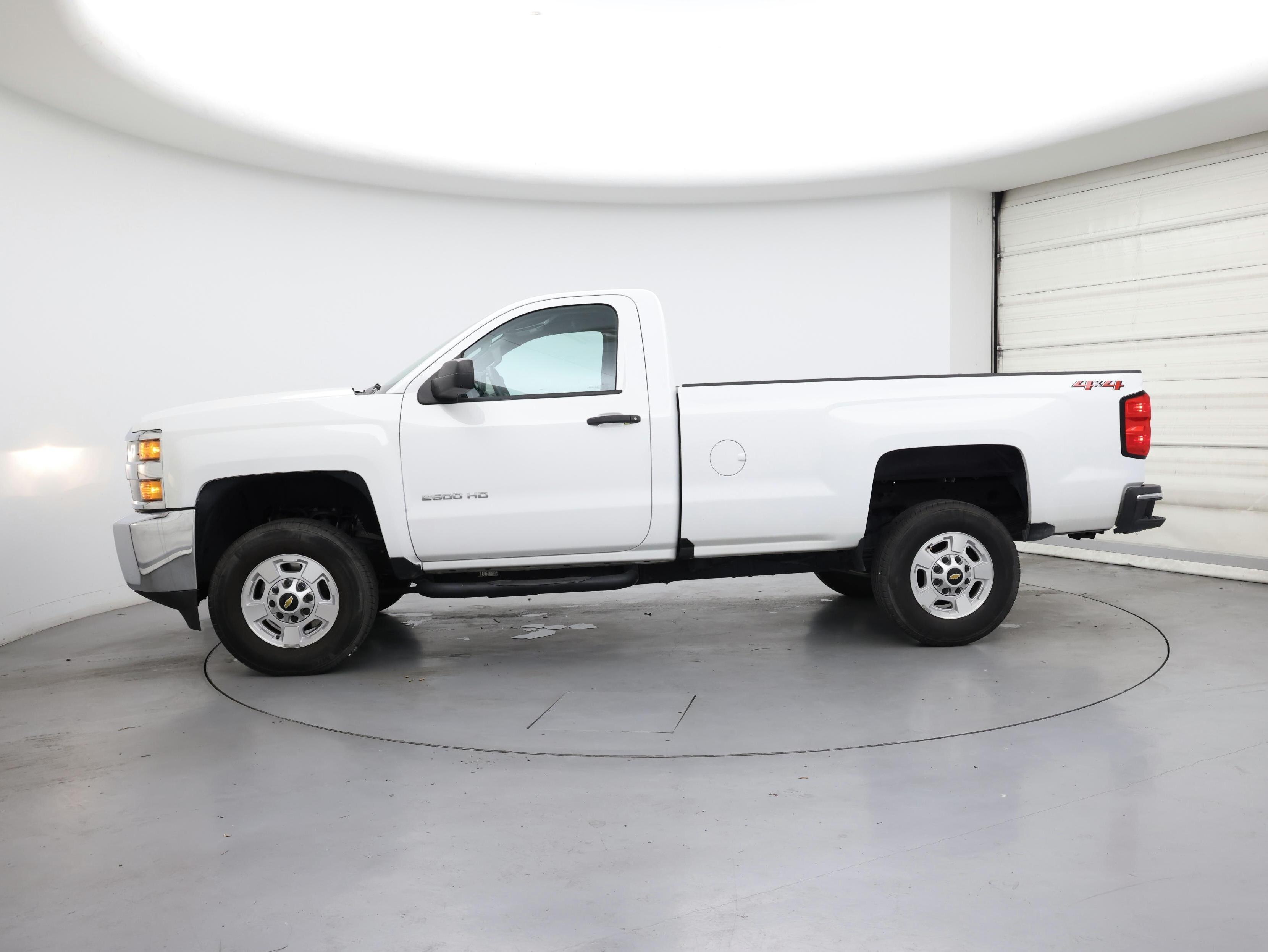 Thumbnail: 2018 Chevrolet Silverado 2500 - 3