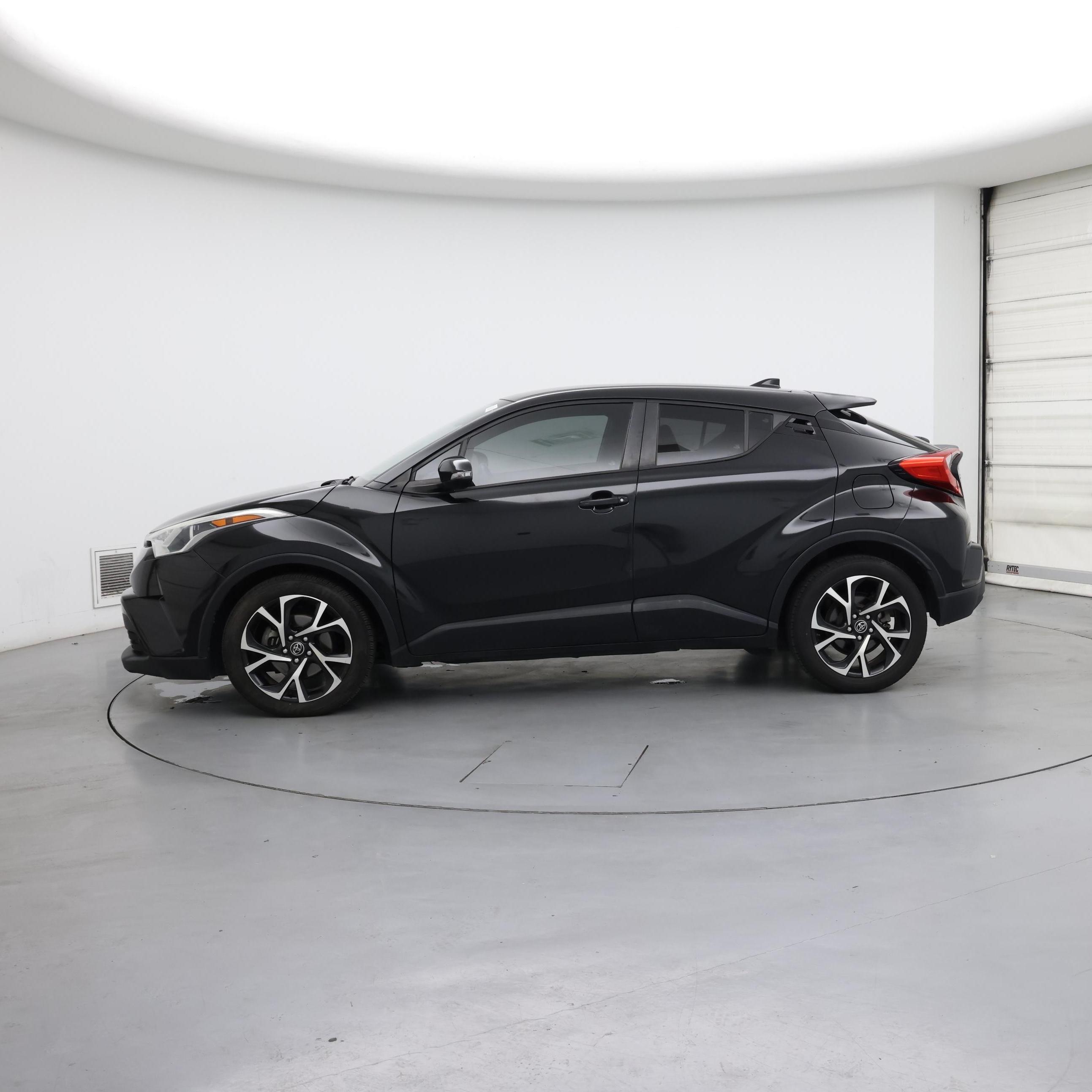 Thumbnail: 2018 Toyota C-HR - 3