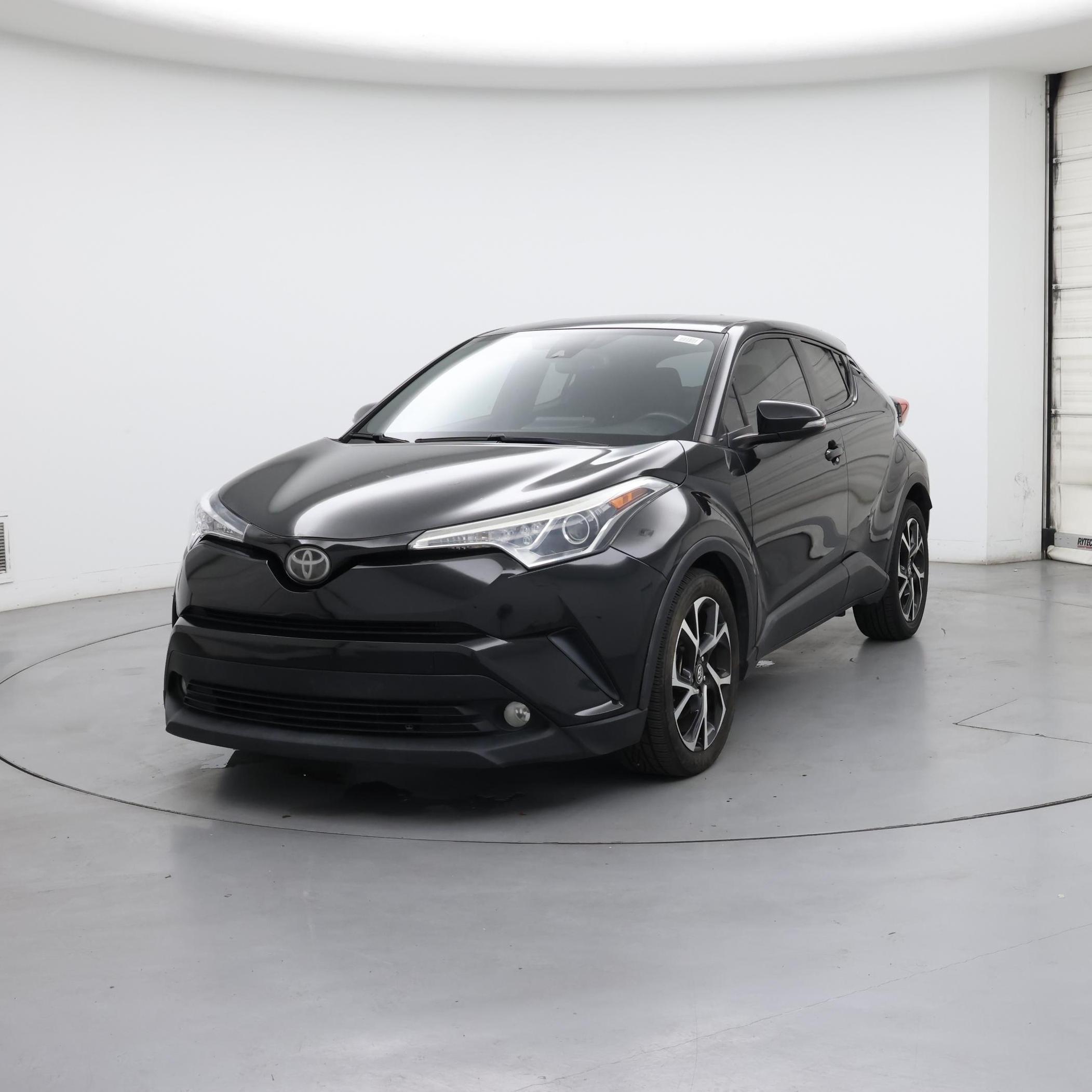 Thumbnail: 2018 Toyota C-HR - 4