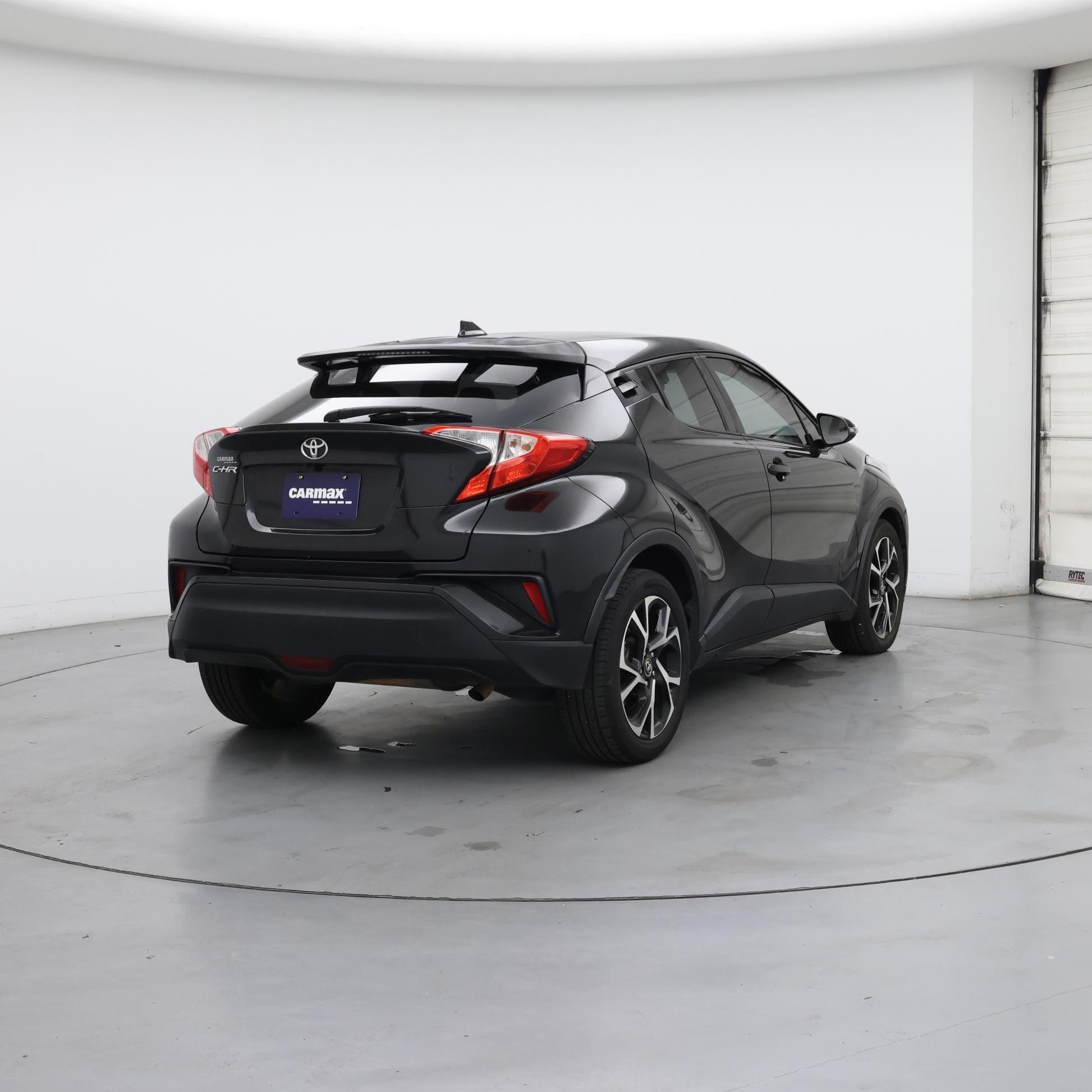 Thumbnail: 2018 Toyota C-HR - 8