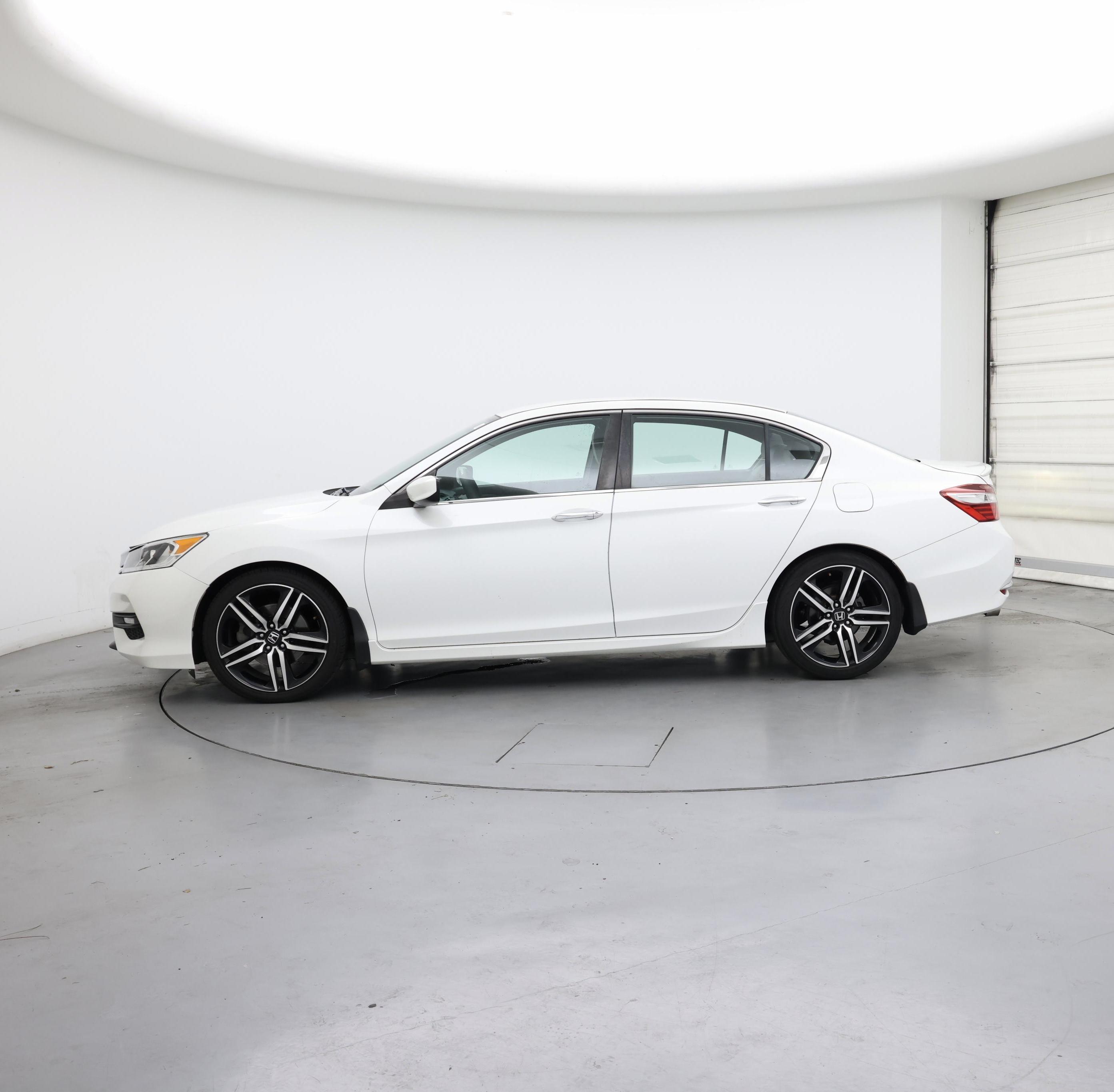 Thumbnail: 2017 Honda Accord - 3