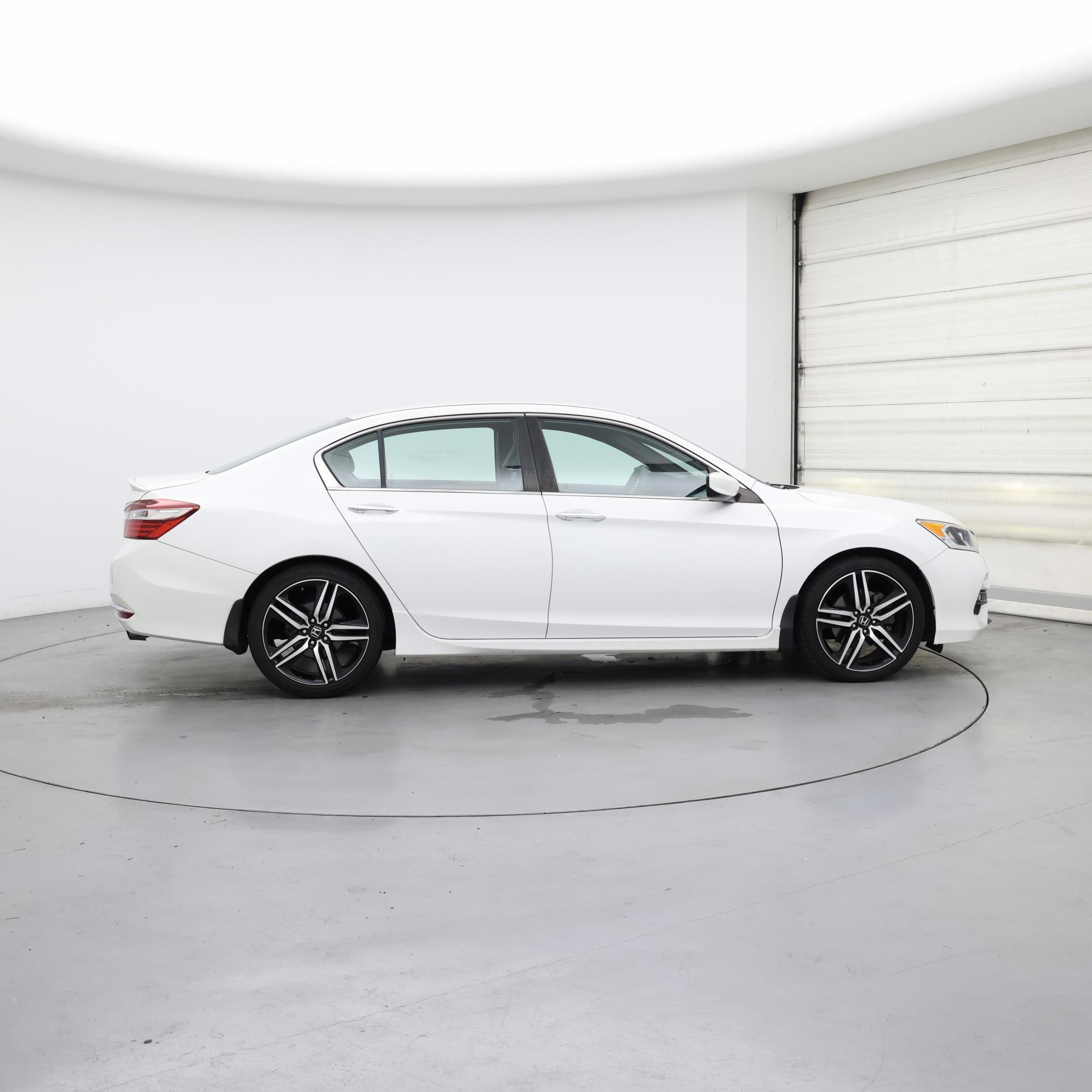 Thumbnail: 2017 Honda Accord - 7