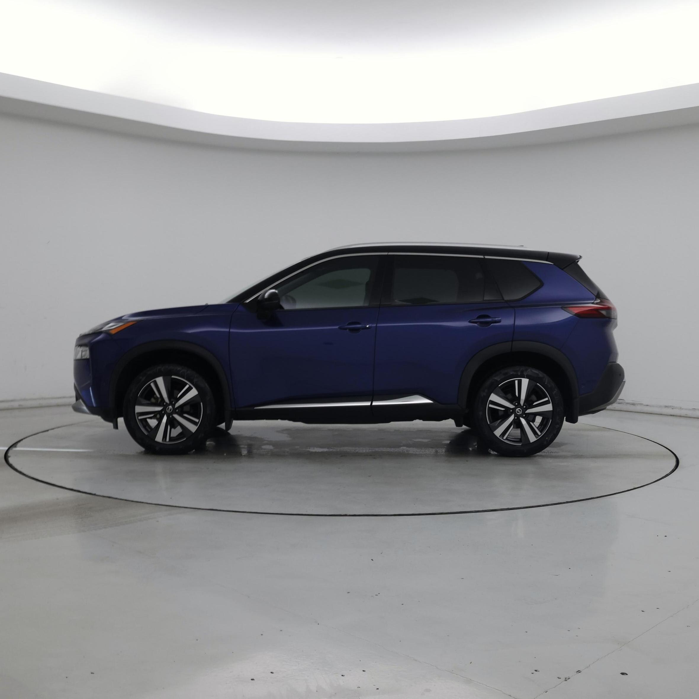 Thumbnail: 2021 Nissan Rogue - 3