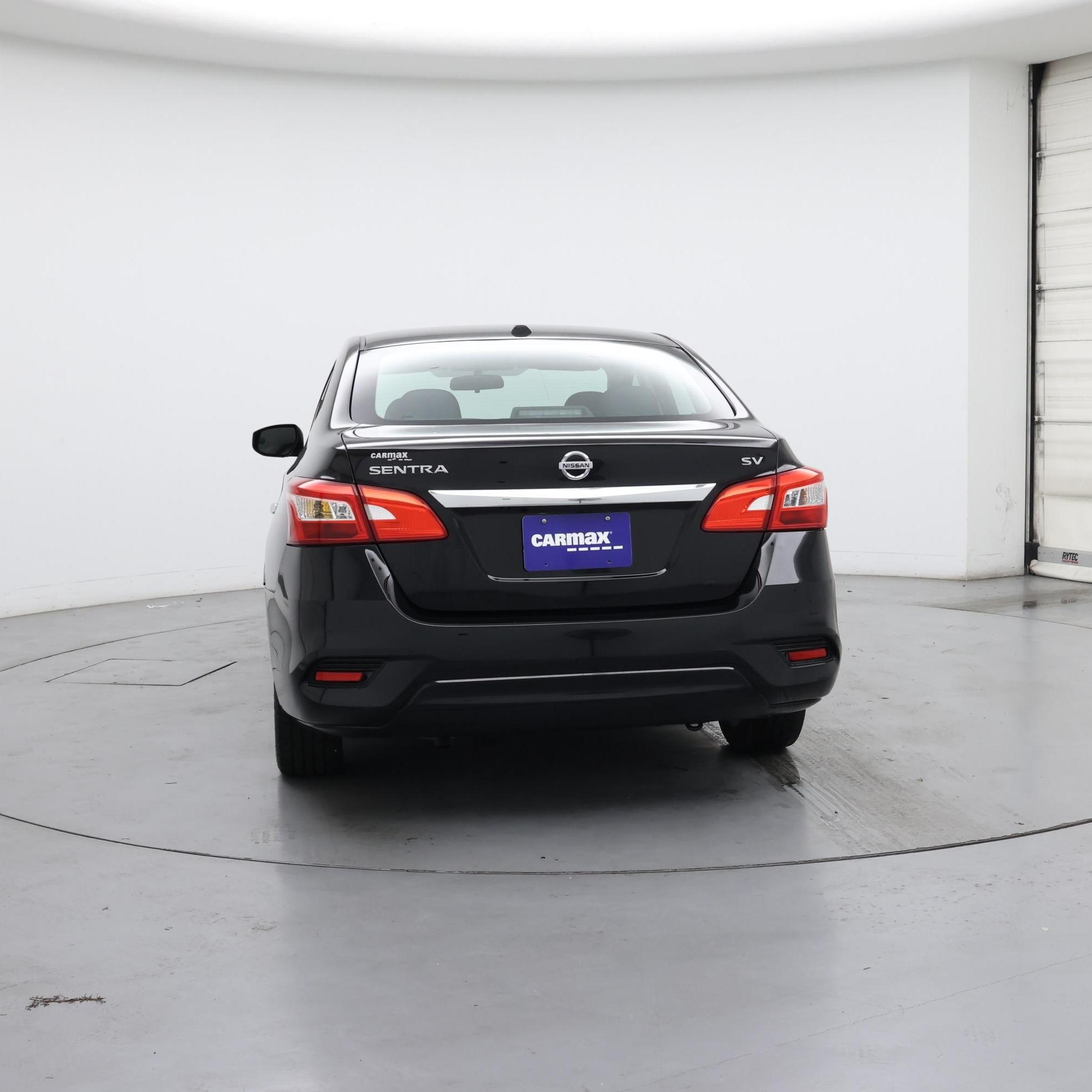 Thumbnail: 2018 Nissan Sentra - 6