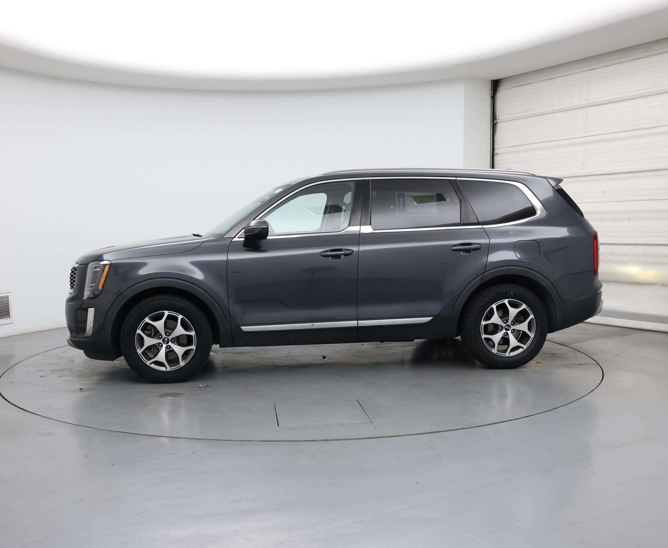 Thumbnail: 2020 Kia Telluride - 3