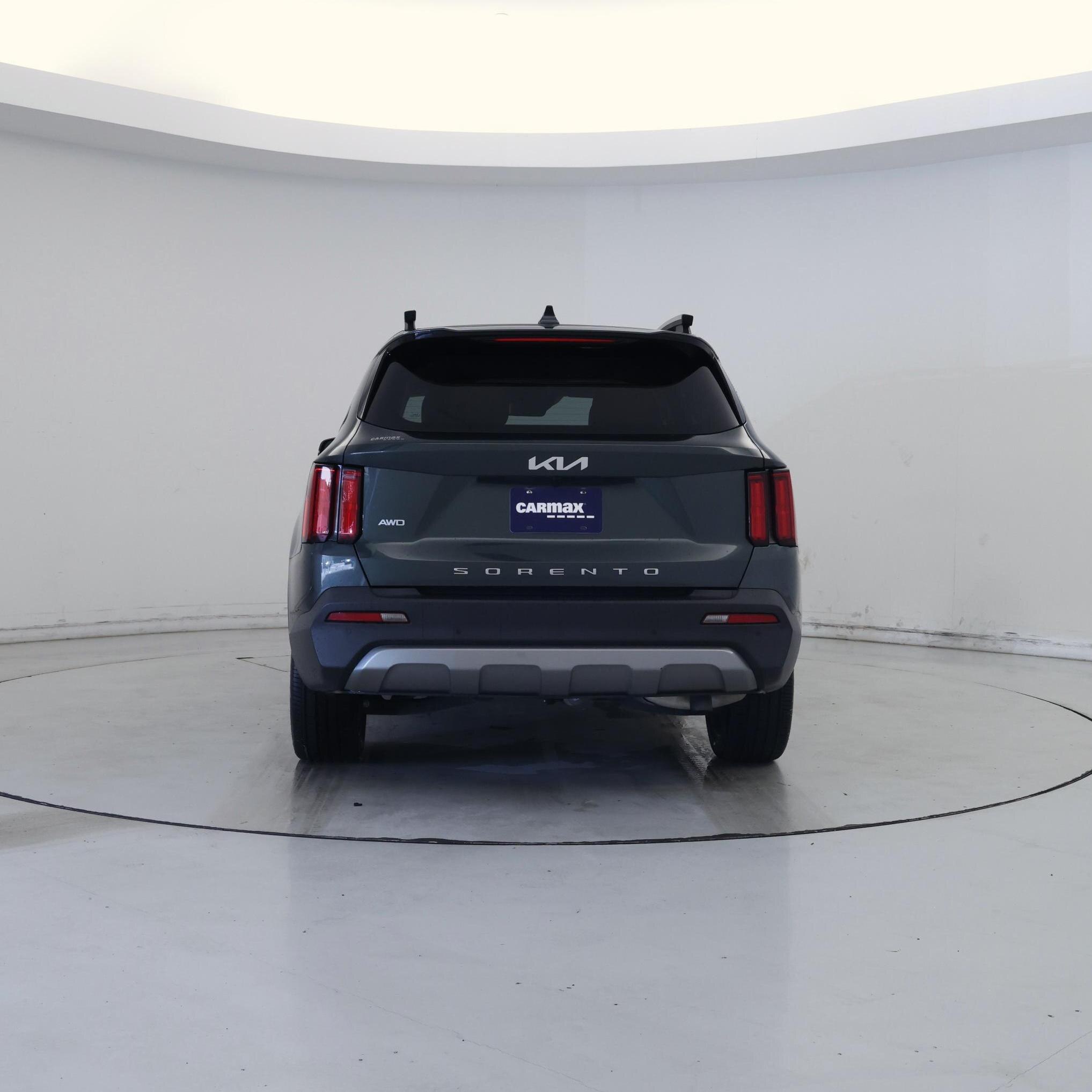Thumbnail: 2022 Kia Sorento - 6