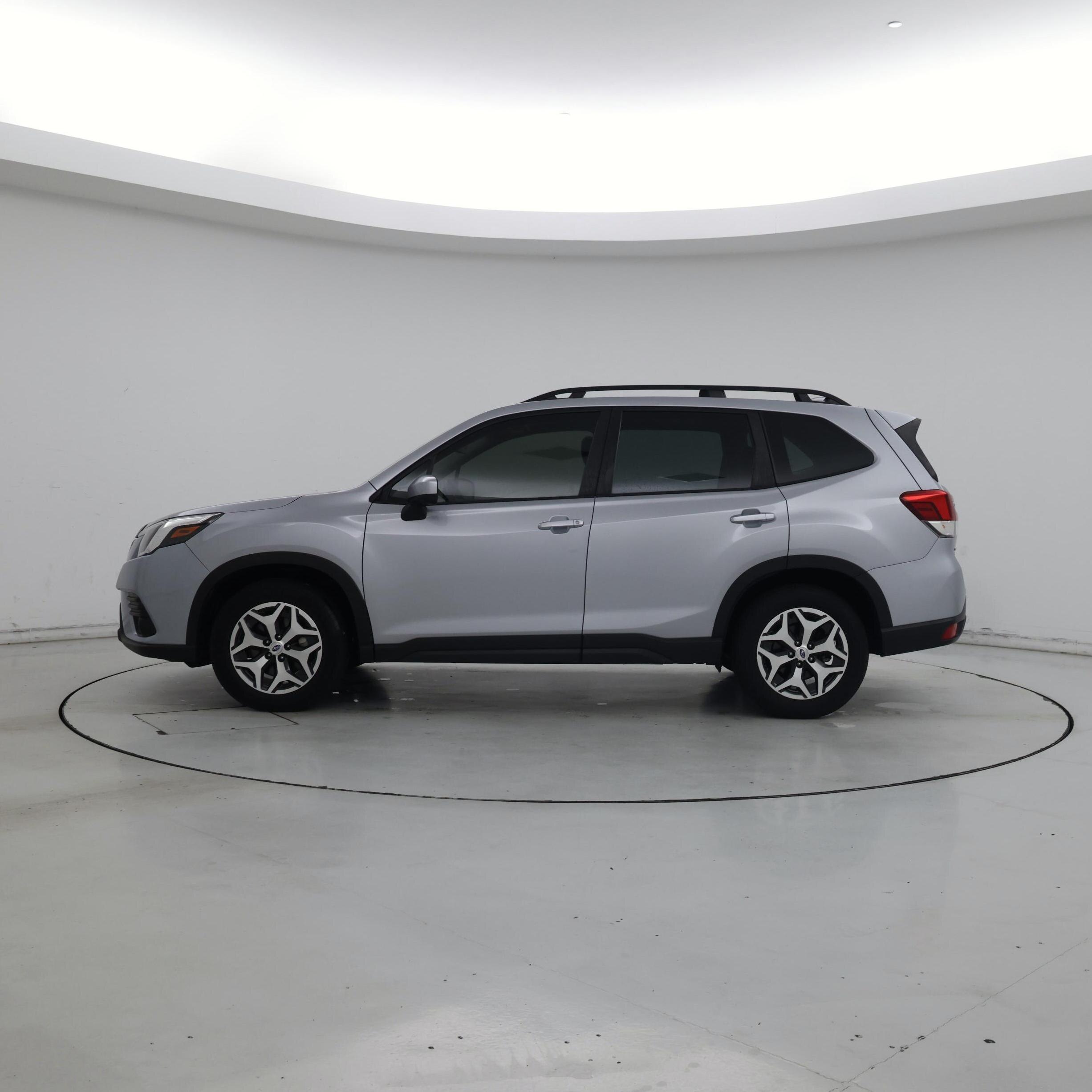 Thumbnail: 2023 Subaru Forester - 3