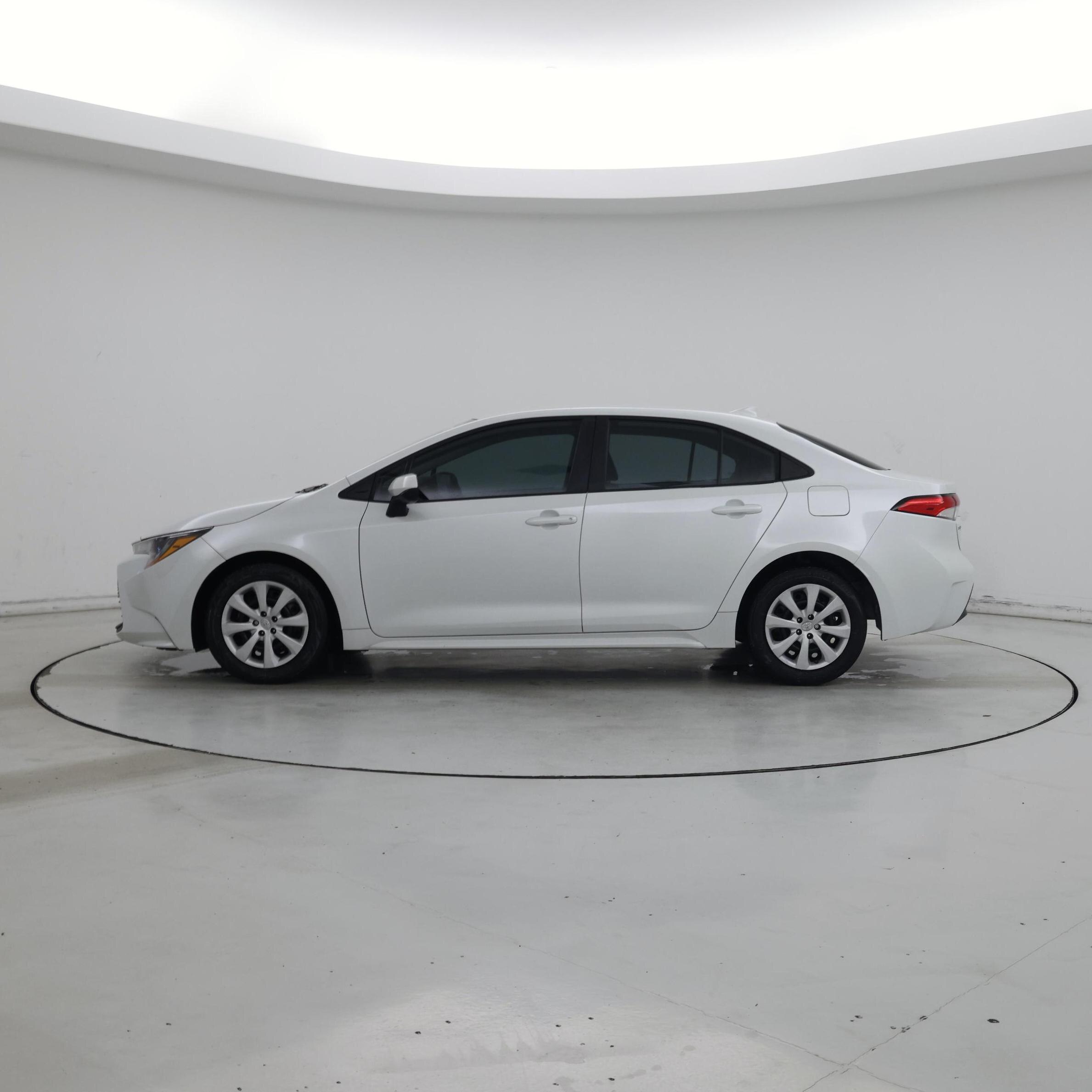 Thumbnail: 2023 Toyota Corolla - 3