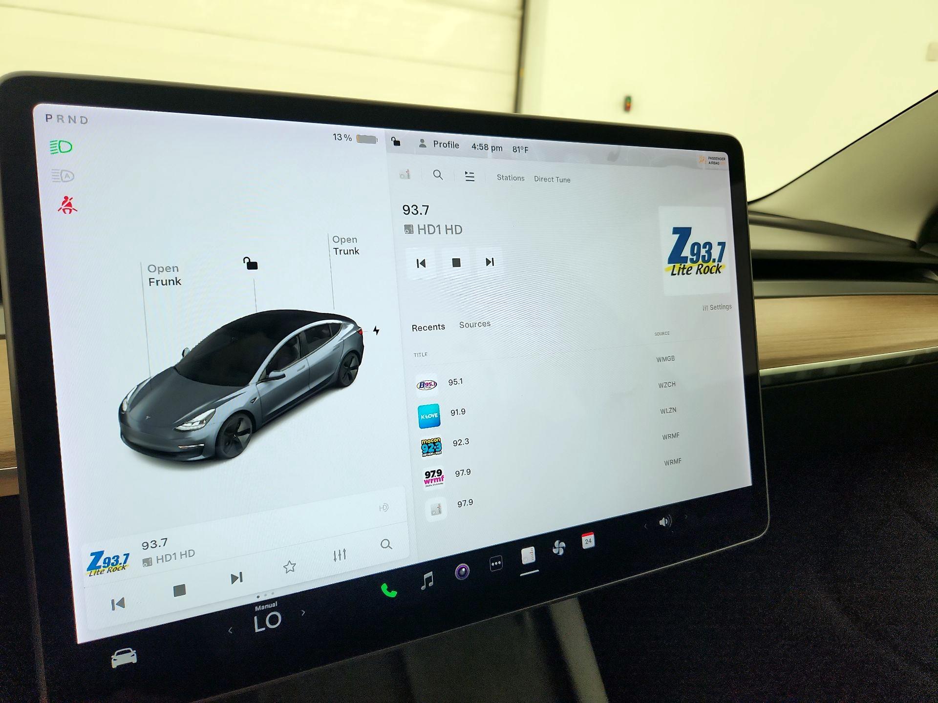 Thumbnail: 2021 Tesla Model 3 - 15