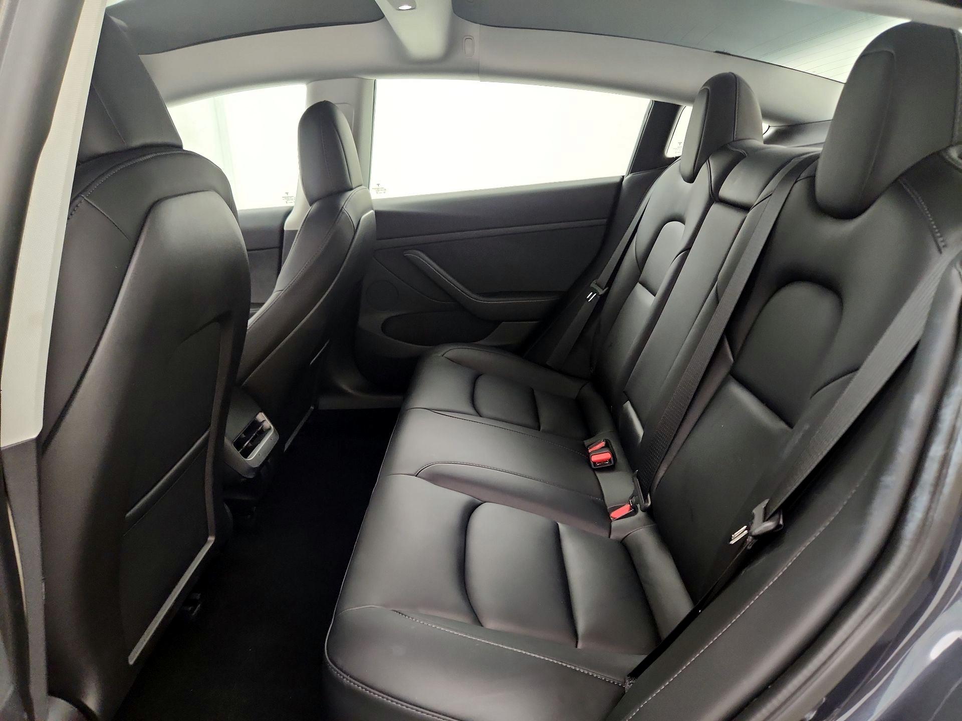Thumbnail: 2021 Tesla Model 3 - 20