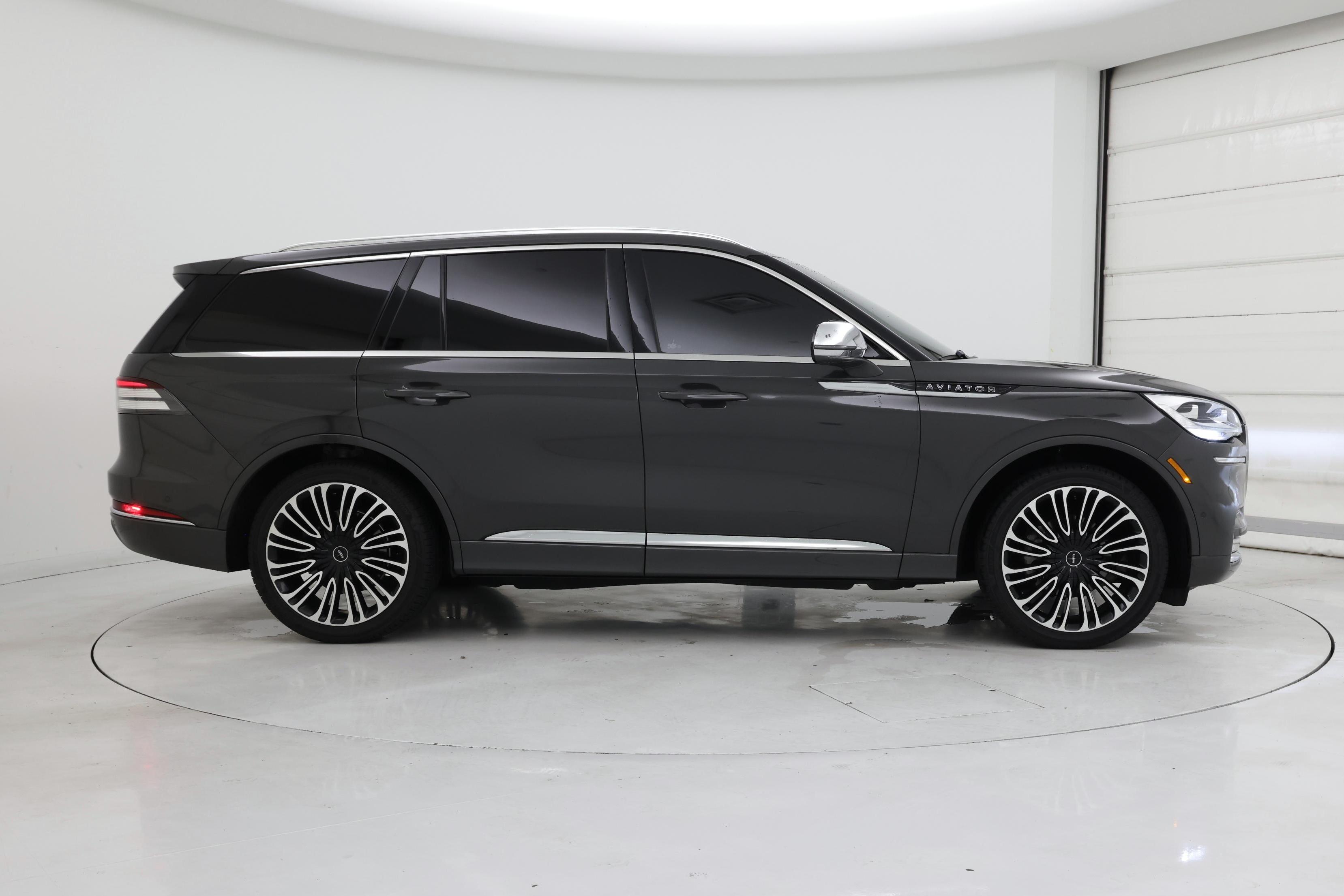 Thumbnail: 2020 Lincoln Aviator - 7