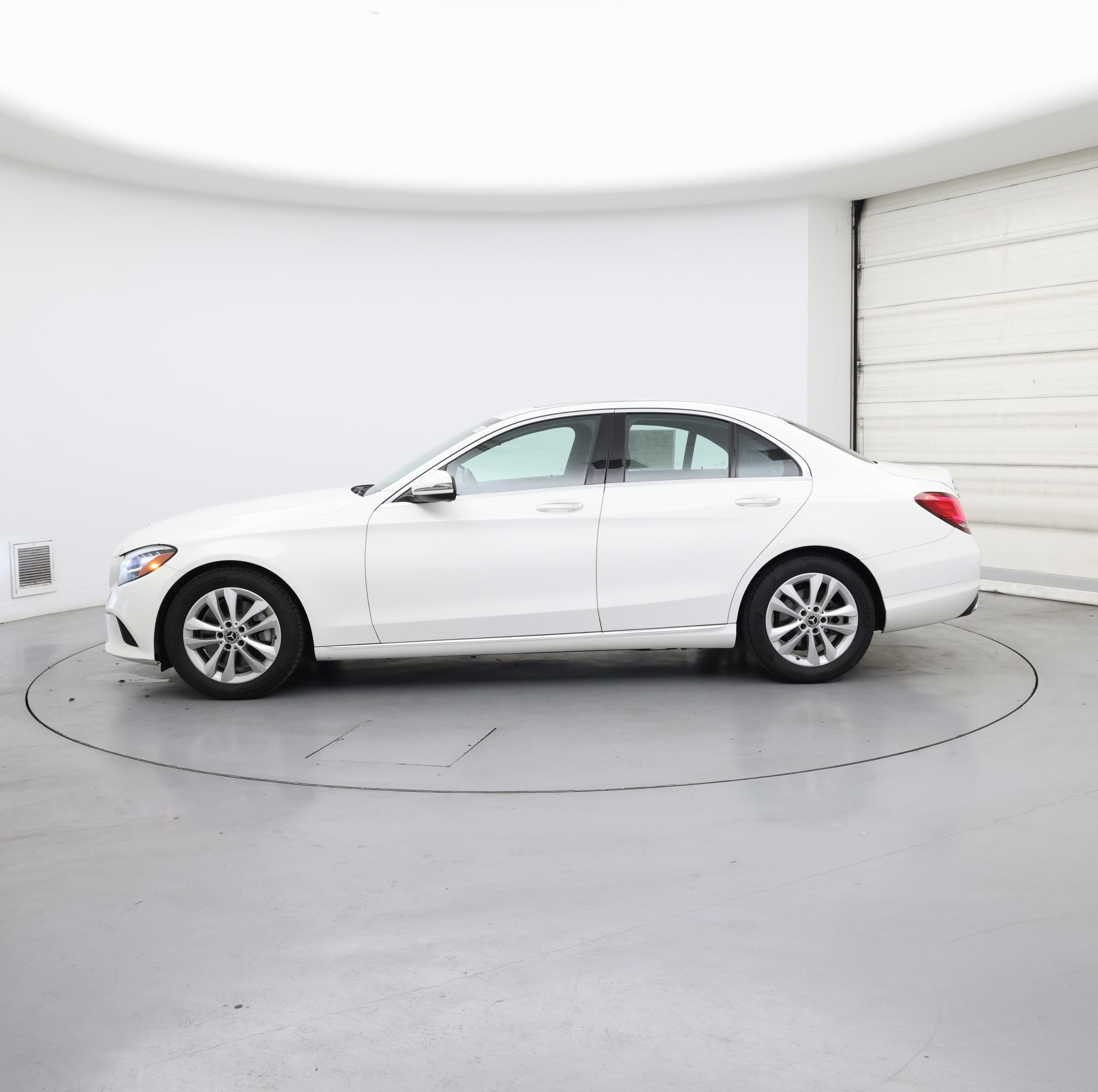 Thumbnail: 2020 Mercedes-Benz C-Class - 3