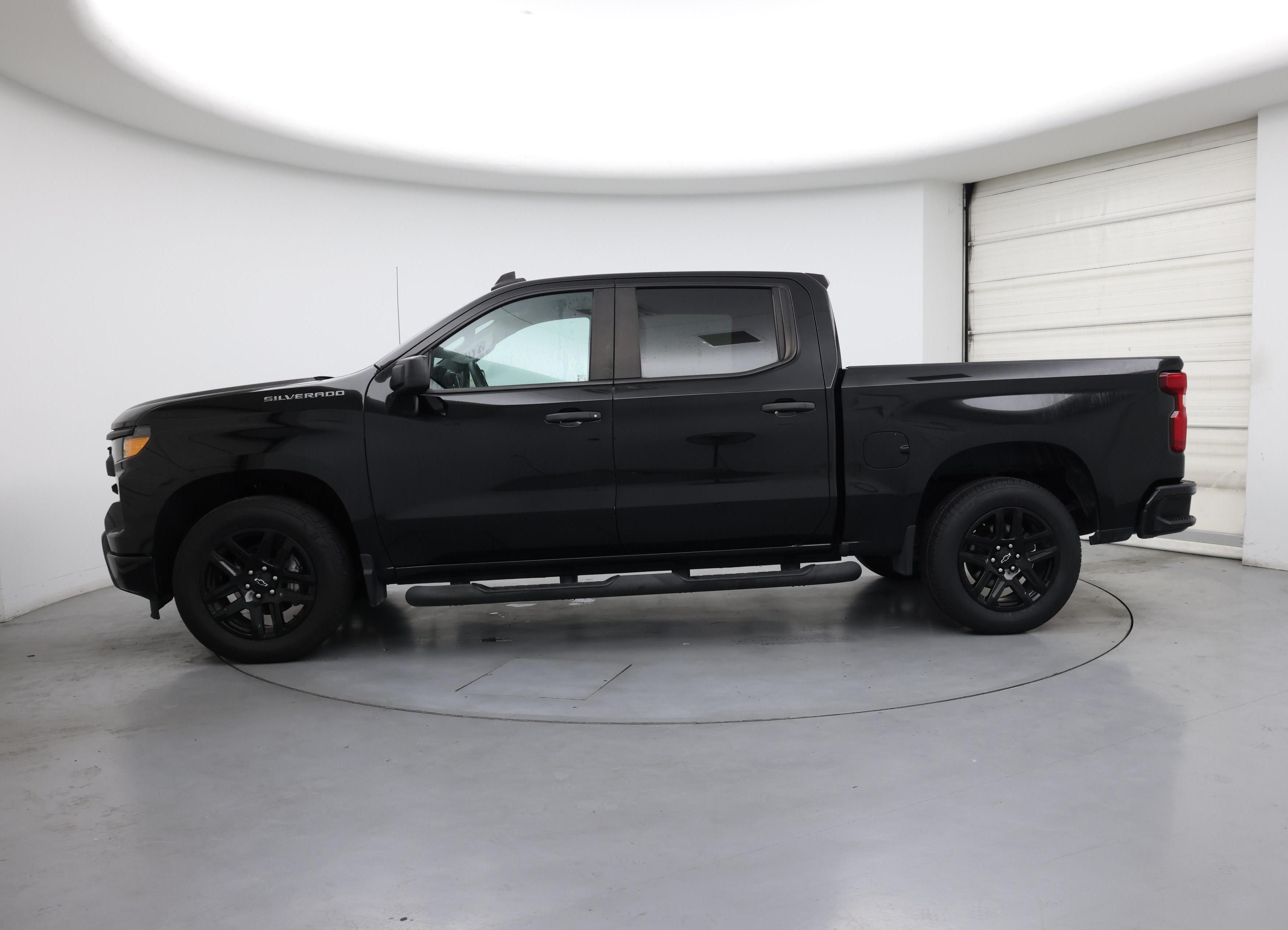 Thumbnail: 2022 Chevrolet Silverado 1500 - 3