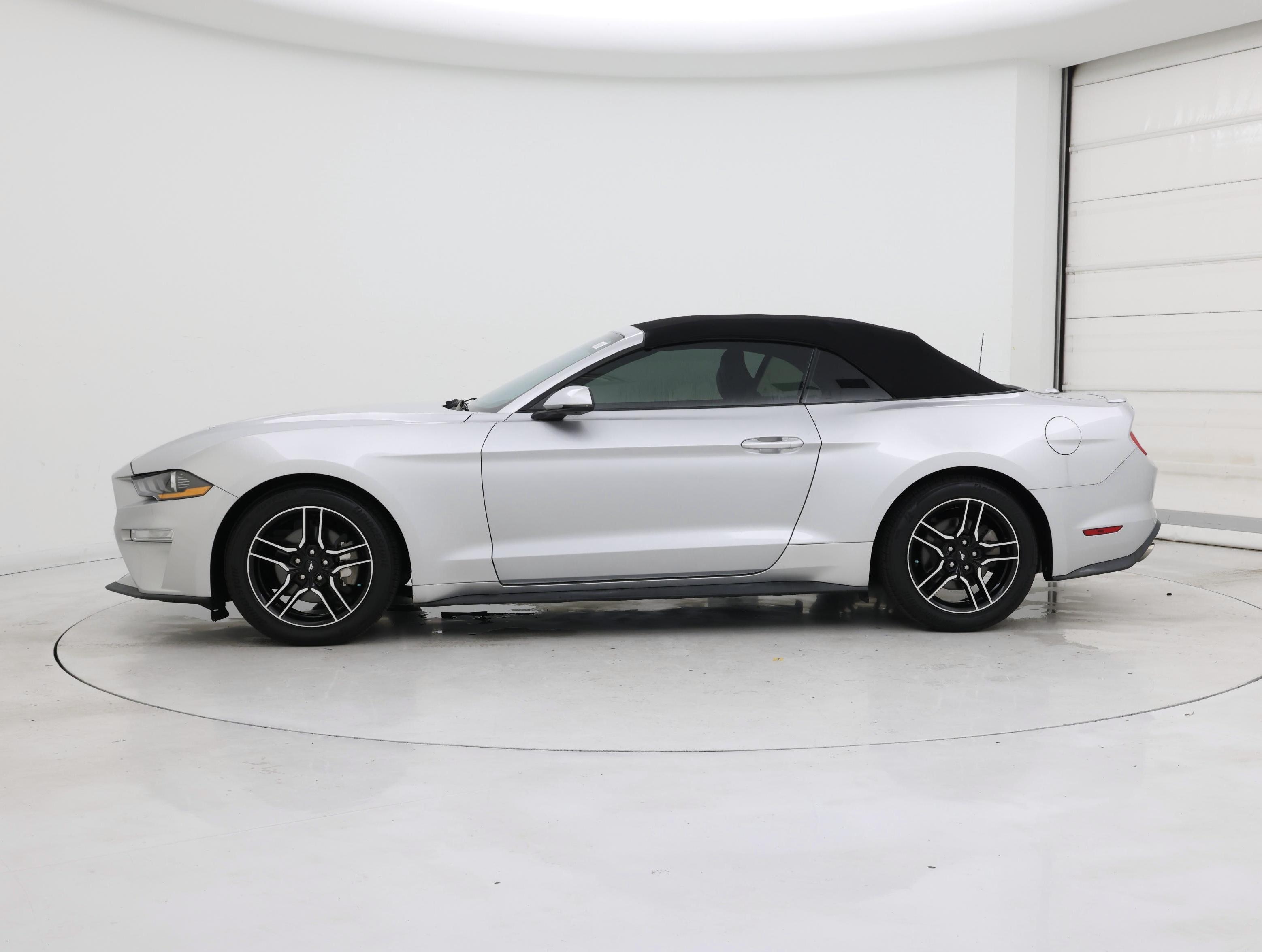 Thumbnail: 2019 Ford Mustang - 3