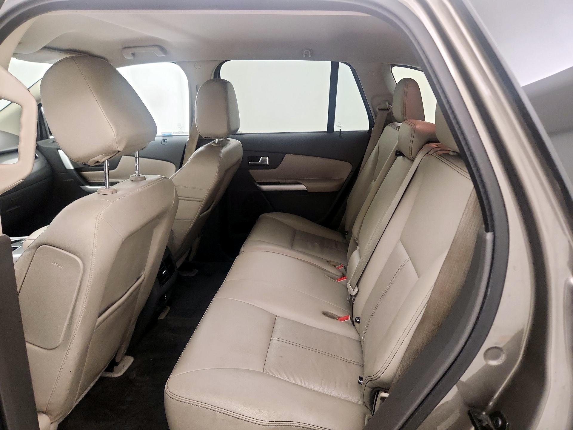 Thumbnail: 2014 Ford Edge - 19