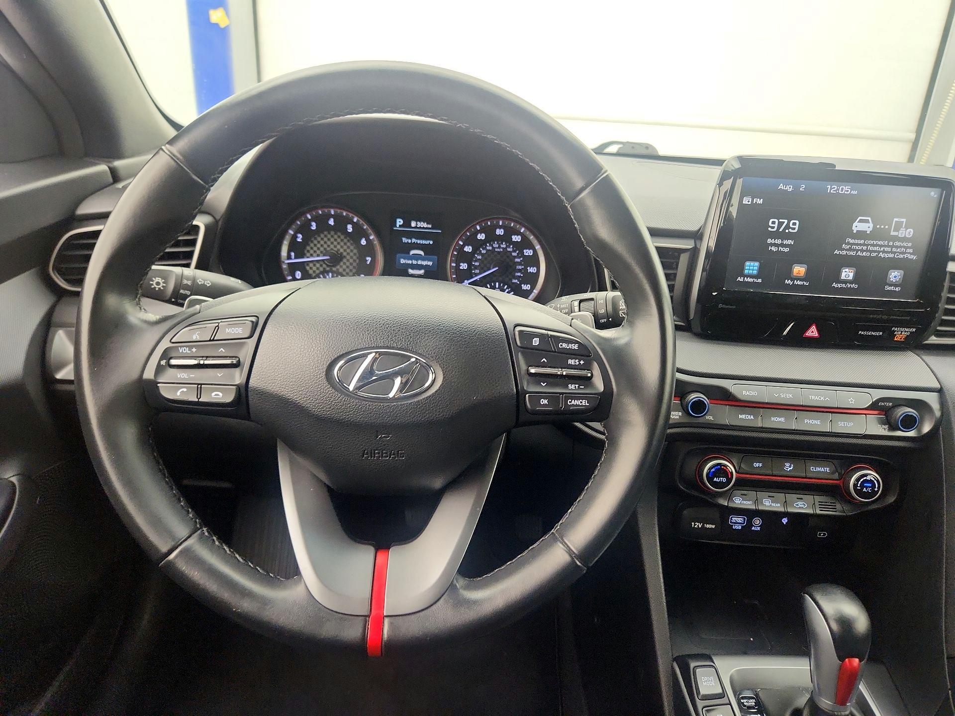 Thumbnail: 2019 Hyundai Veloster - 10