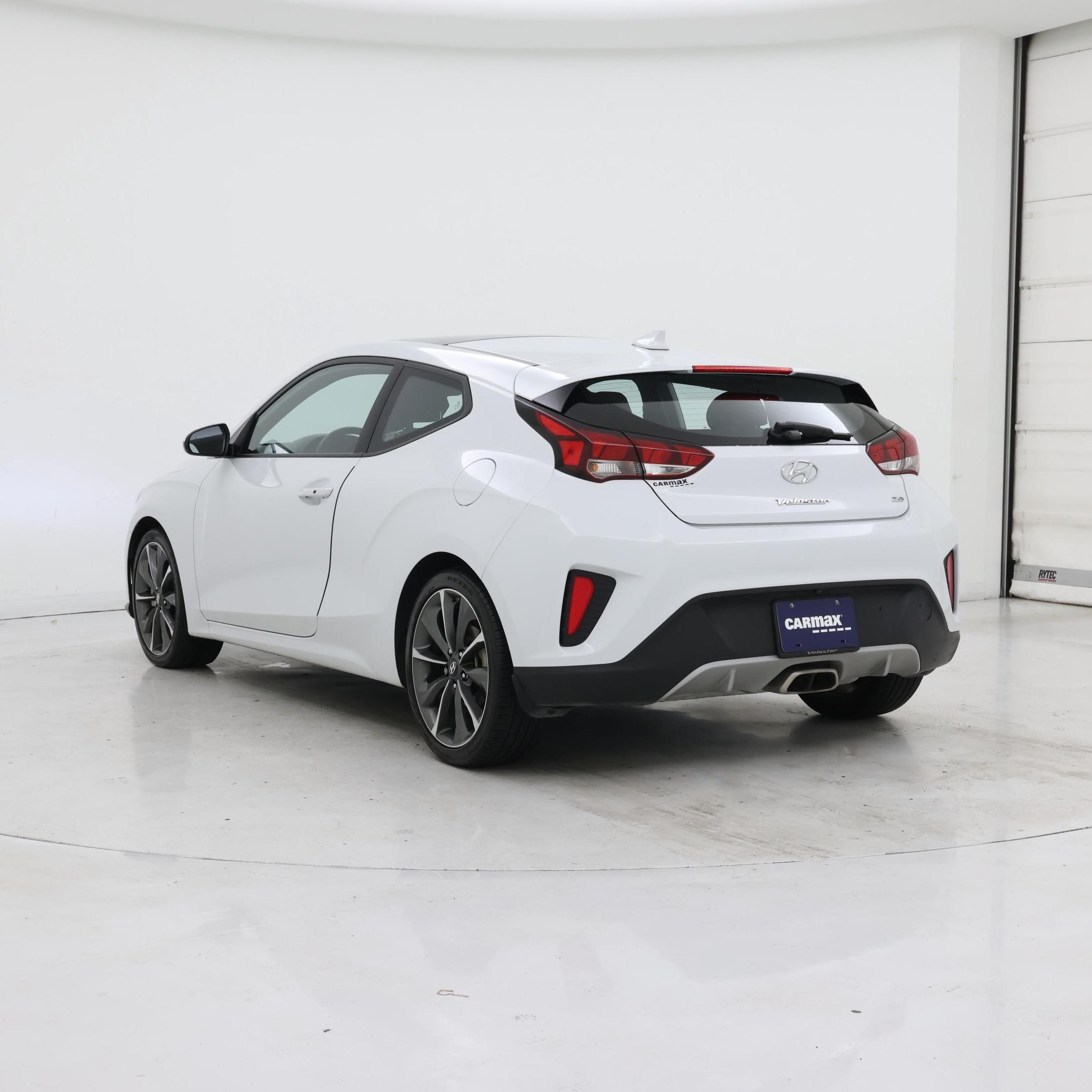 Thumbnail: 2019 Hyundai Veloster - 2