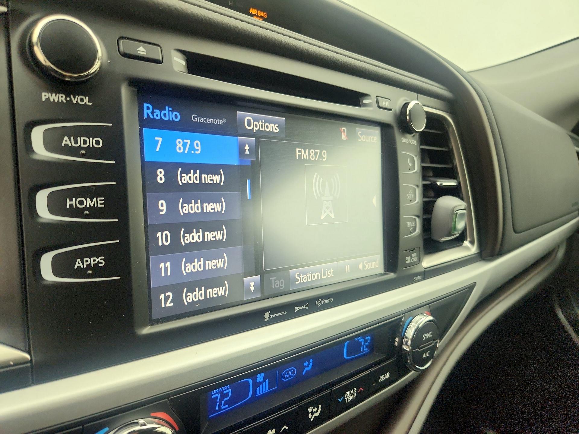 Thumbnail: 2019 Toyota Highlander - 15