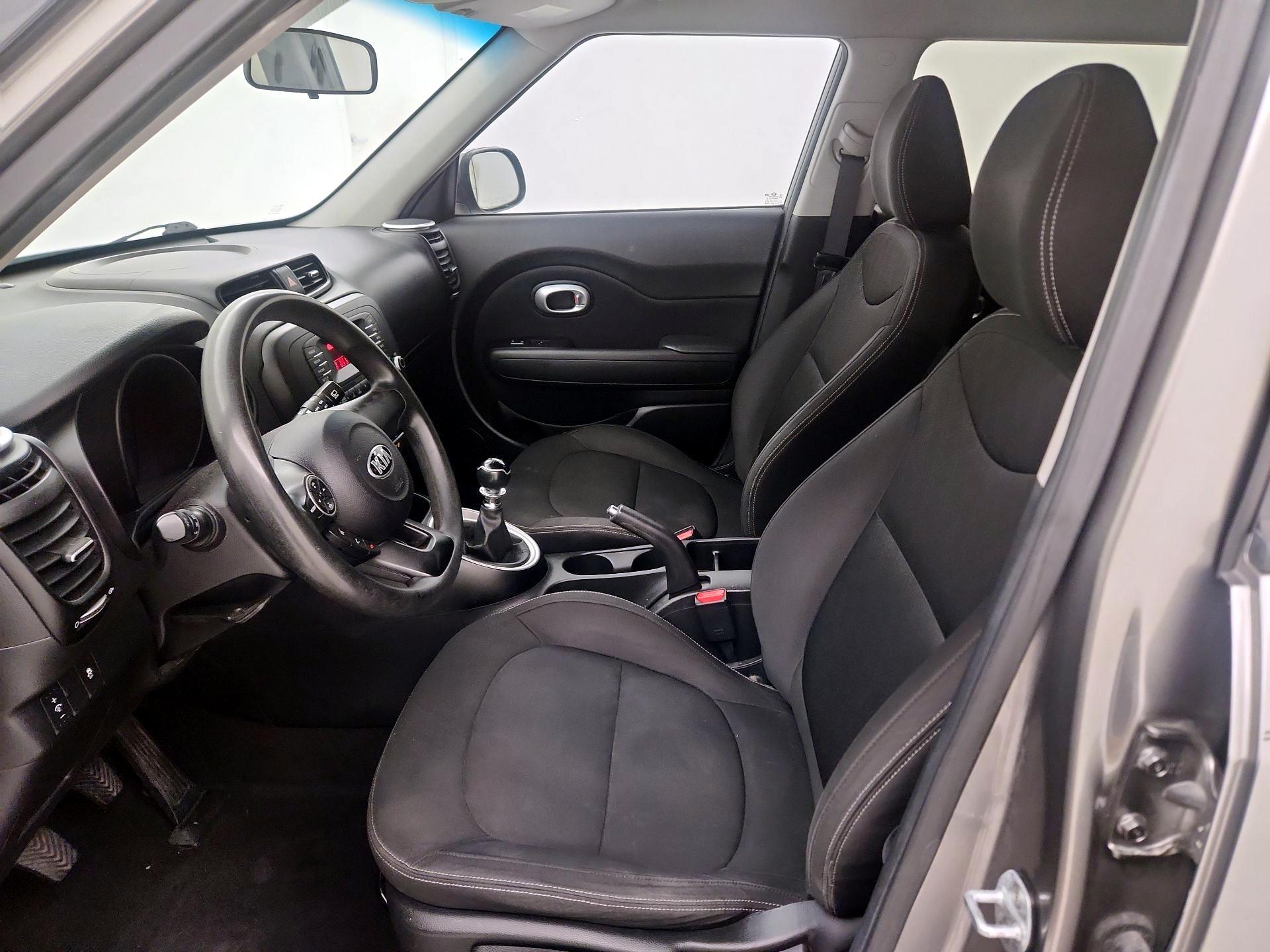 Thumbnail: 2015 Kia Soul - 11
