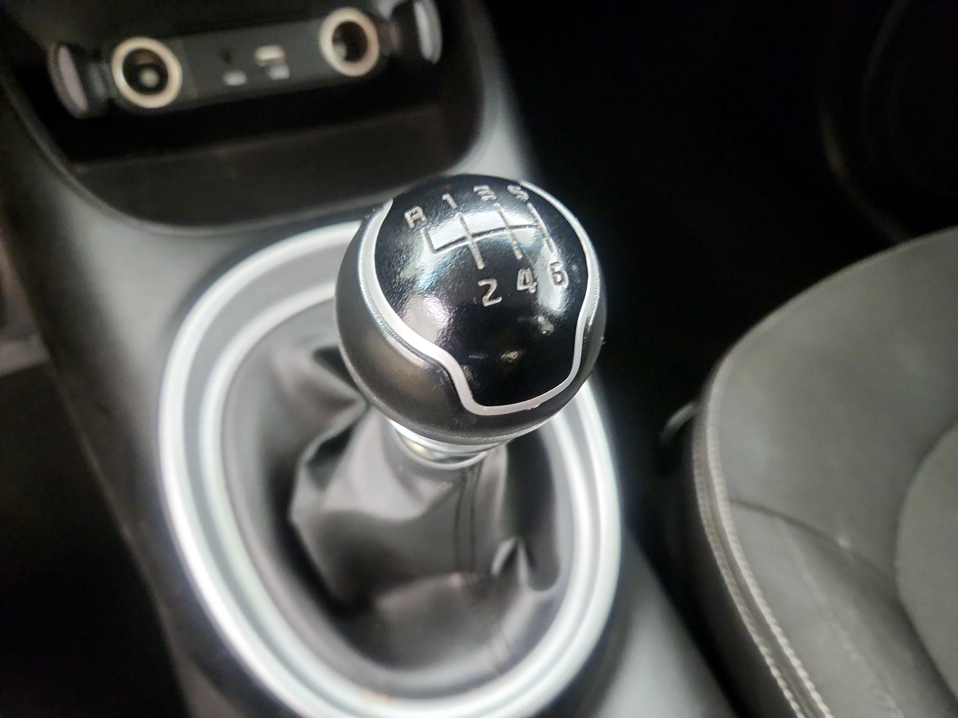 Thumbnail: 2015 Kia Soul - 16