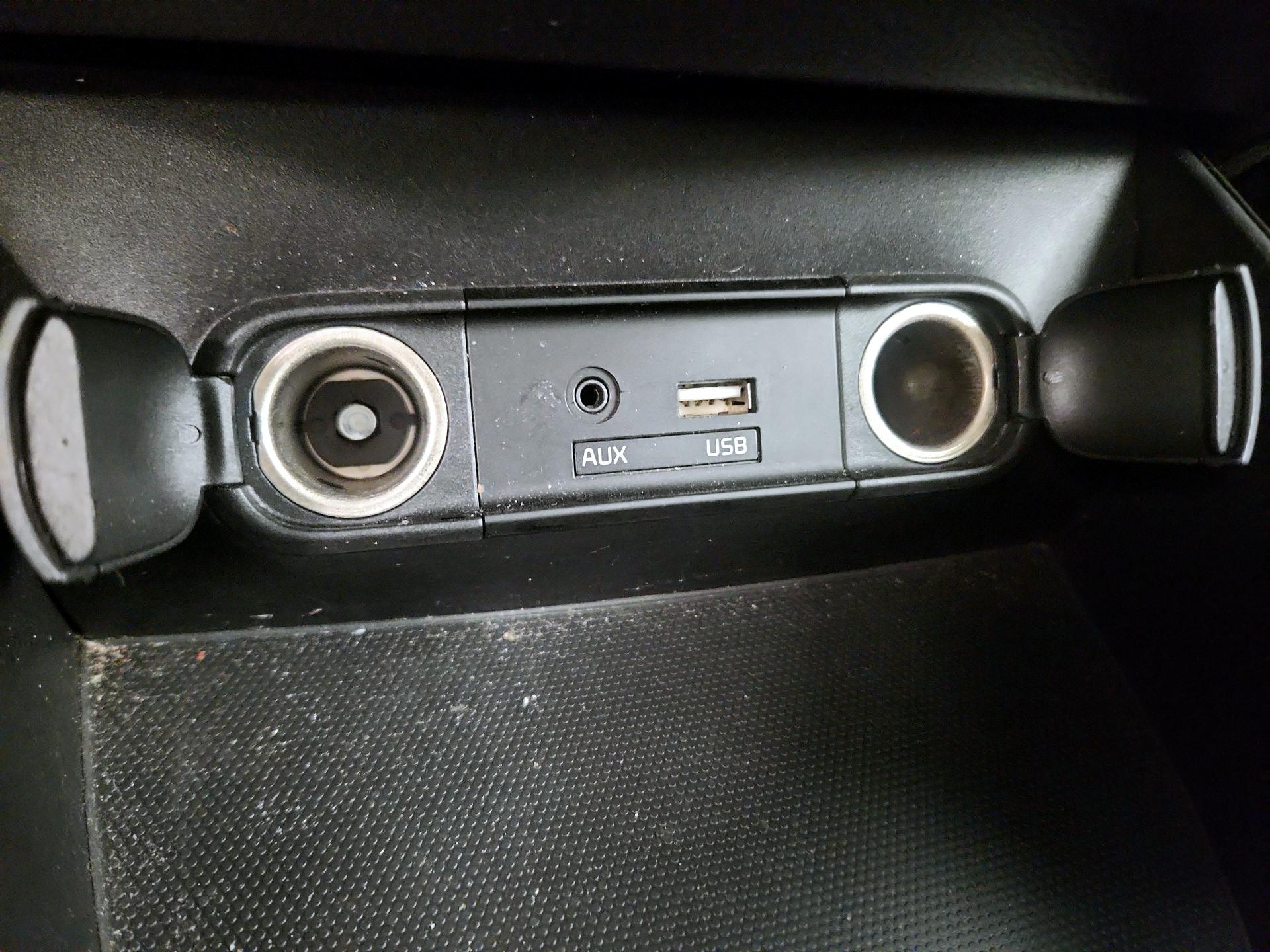 Thumbnail: 2015 Kia Soul - 17