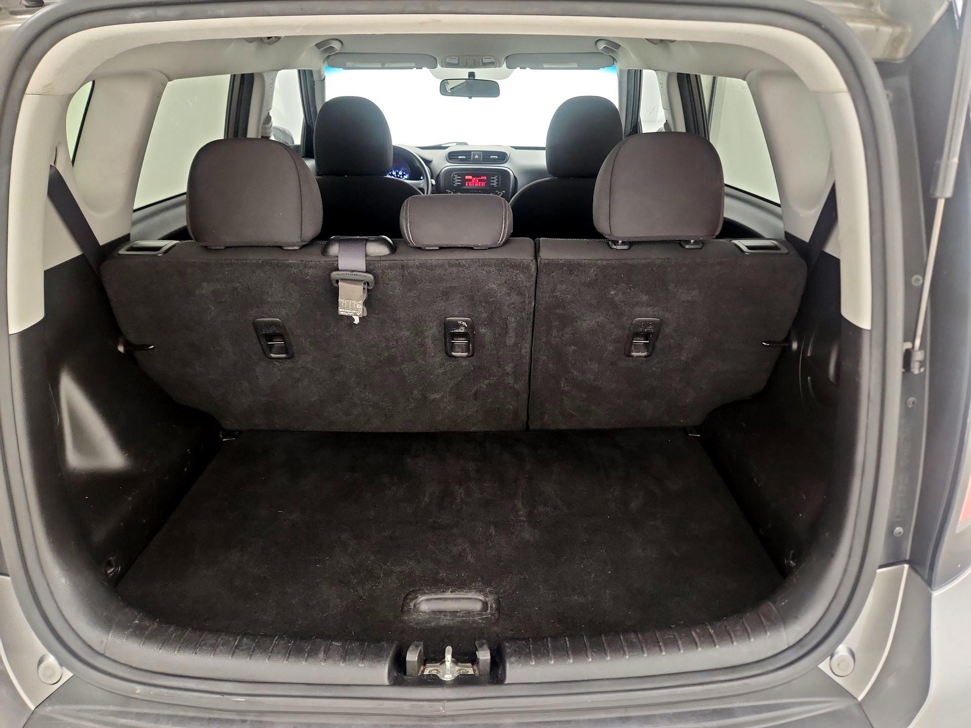 Thumbnail: 2015 Kia Soul - 19