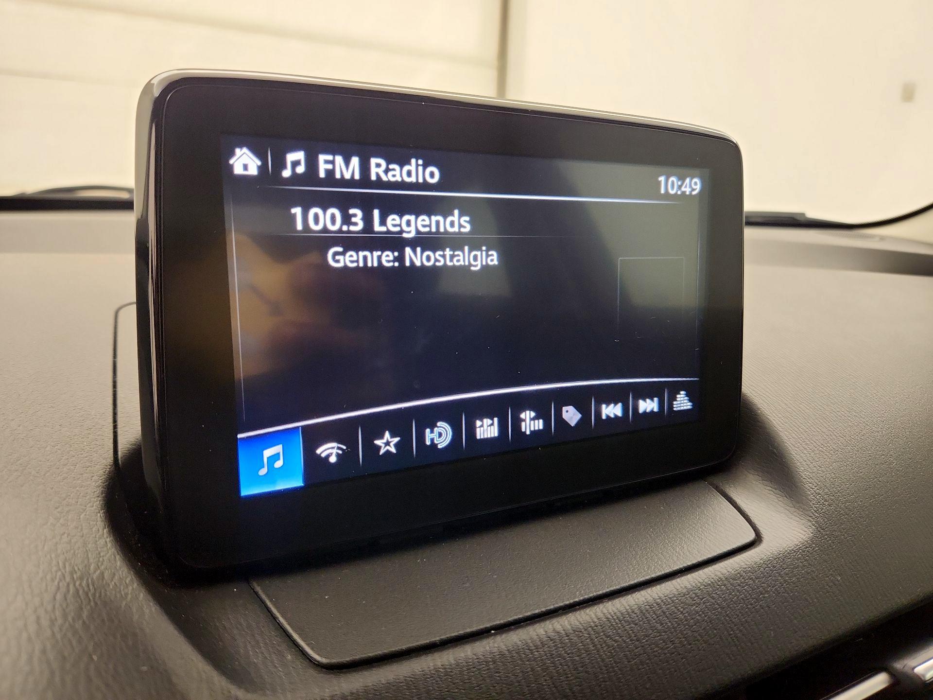 Thumbnail: 2019 Toyota Yaris - 15