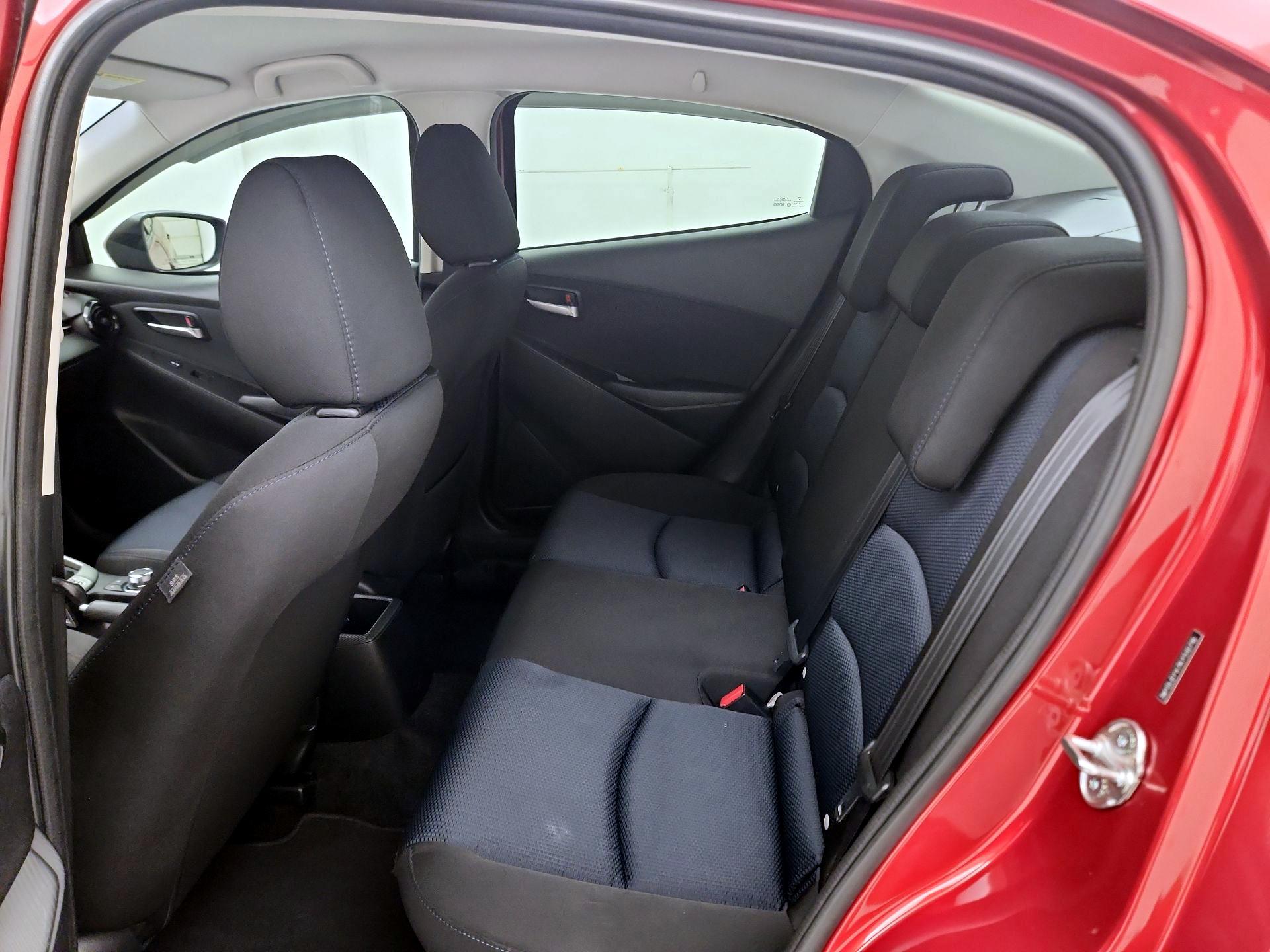 Thumbnail: 2019 Toyota Yaris - 19