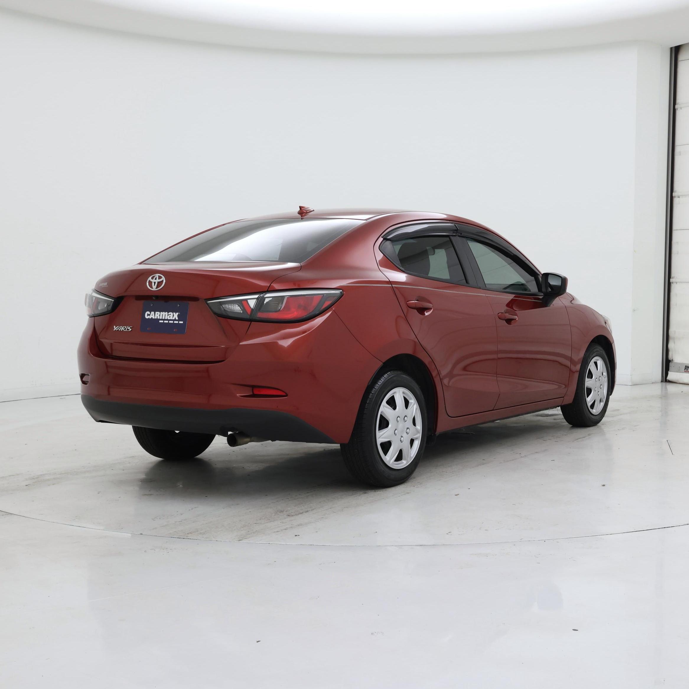 Thumbnail: 2019 Toyota Yaris - 8