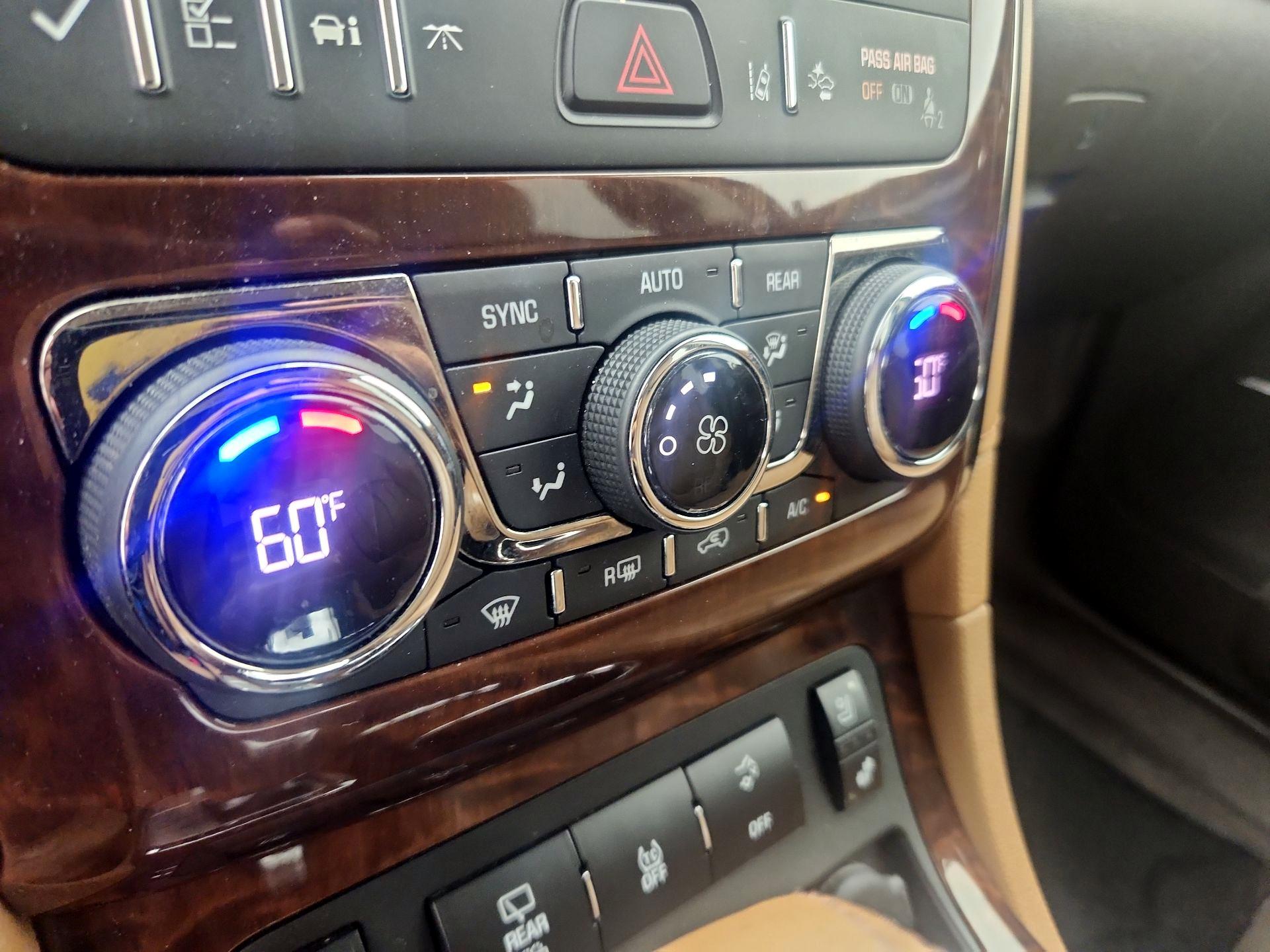 Thumbnail: 2014 Buick Enclave - 16