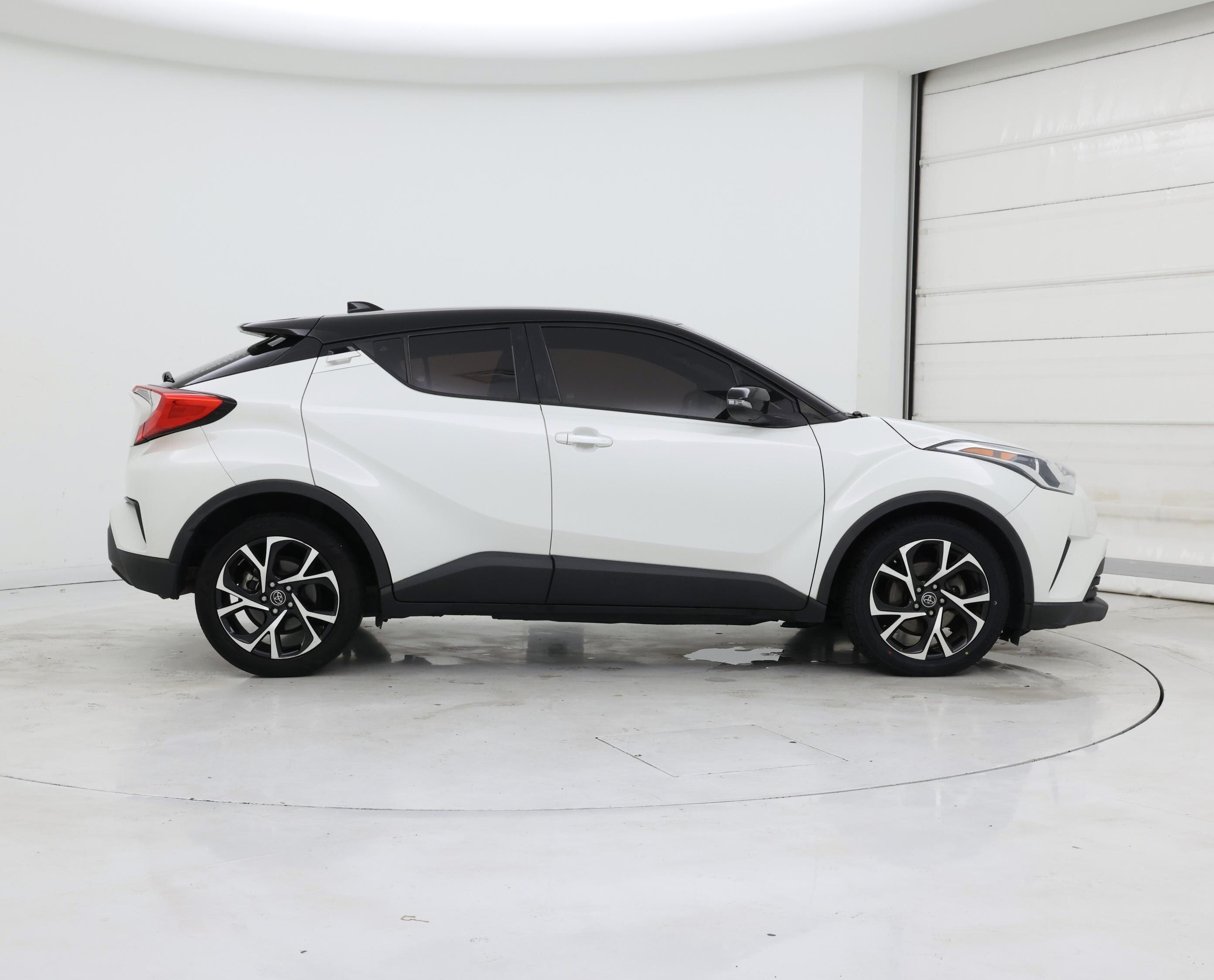 Thumbnail: 2019 Toyota C-HR - 7
