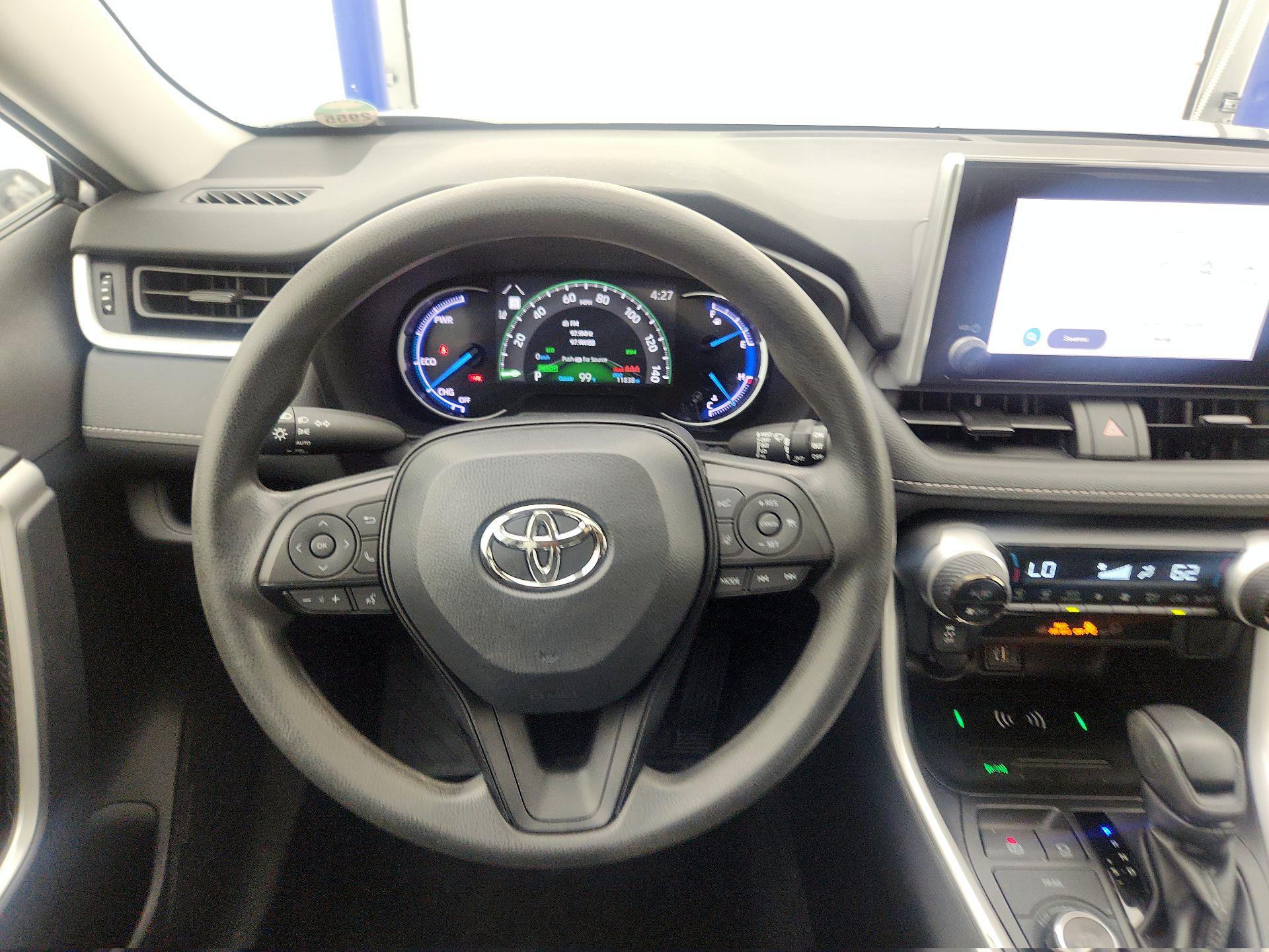 Thumbnail: 2024 Toyota RAV4 - 10