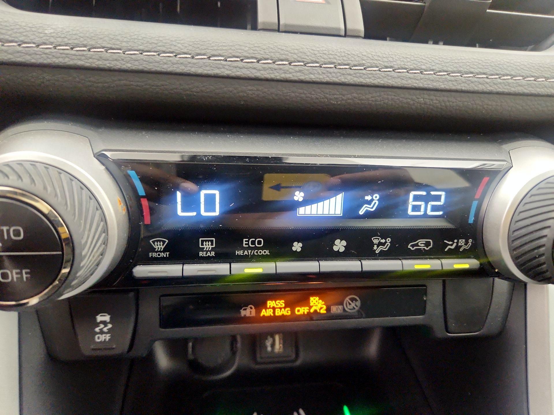Thumbnail: 2024 Toyota RAV4 - 16