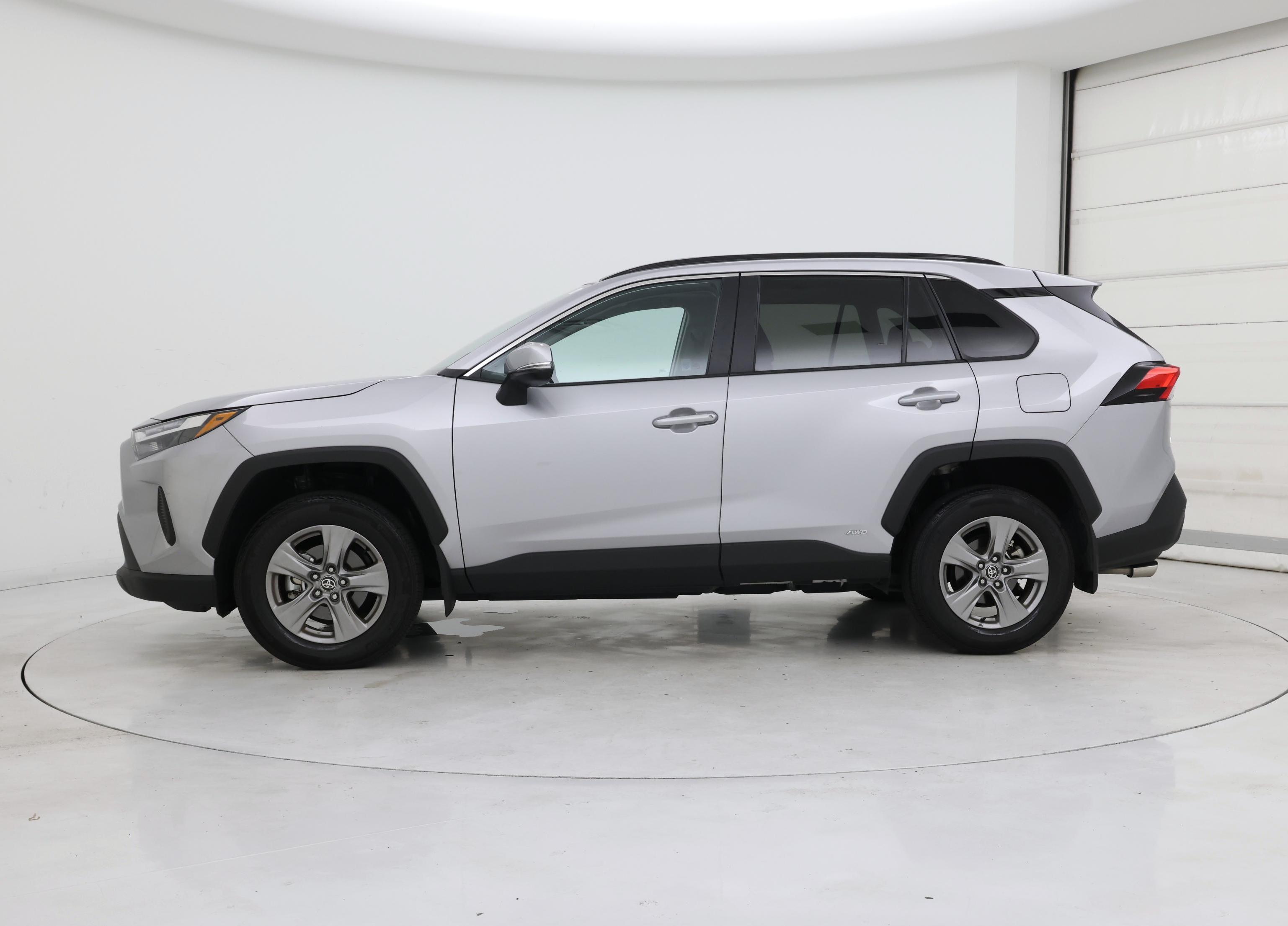 Thumbnail: 2024 Toyota RAV4 - 3
